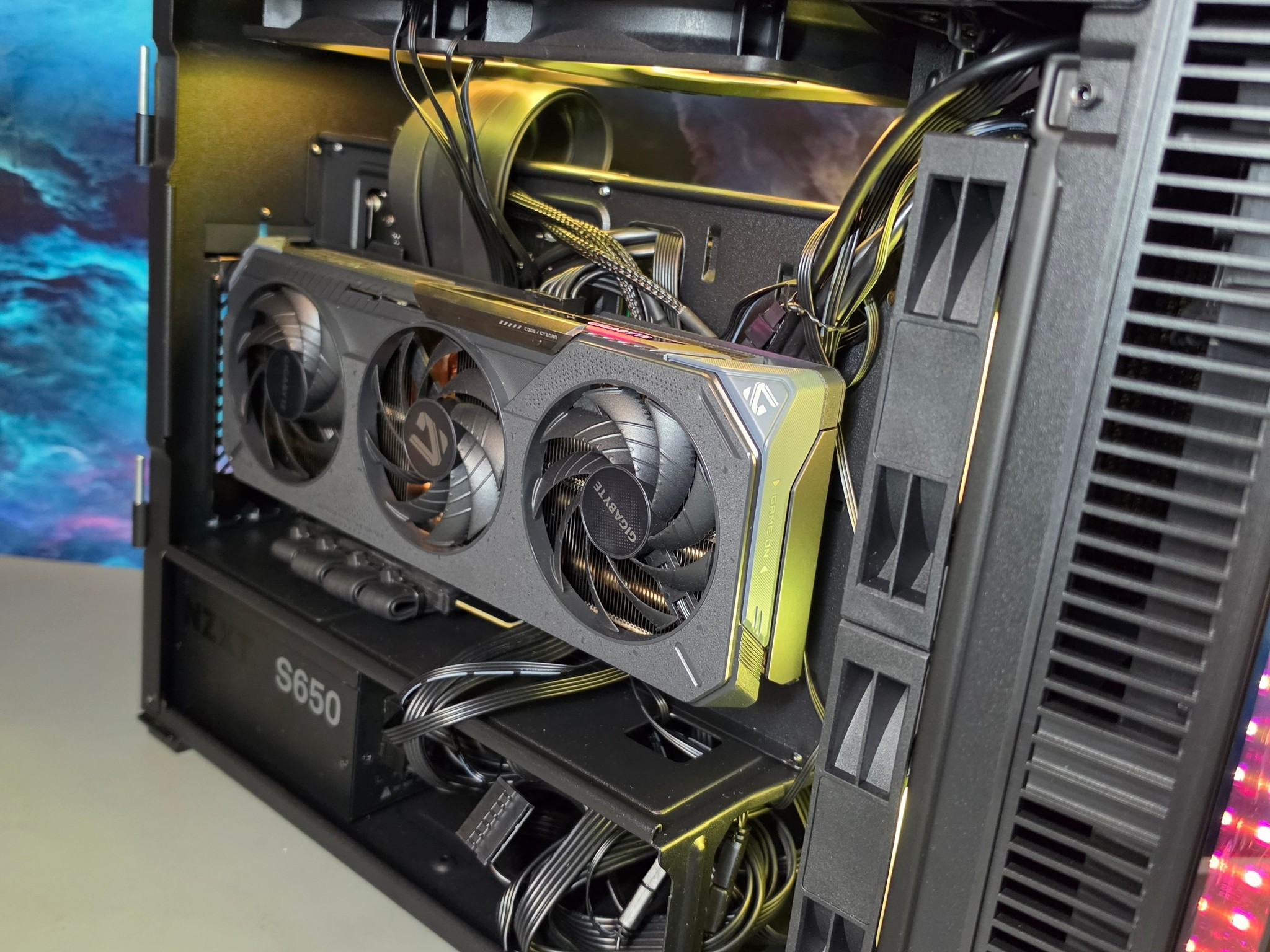 Gigabyte RX 9060 XT 16gb + Ryzen 9600x ITX PC Build #91