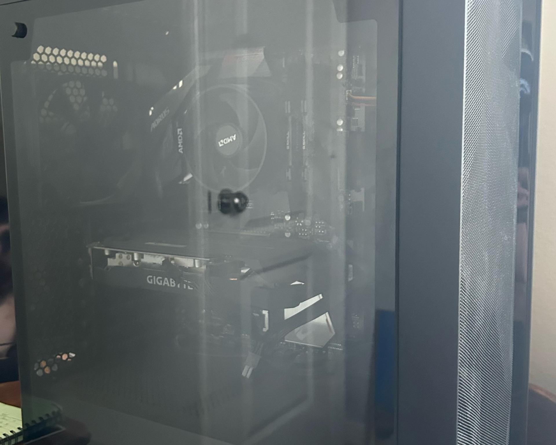 Desktop Gaming PC! Ryzen 5 3600 + Nvidia GTX 1650 super!