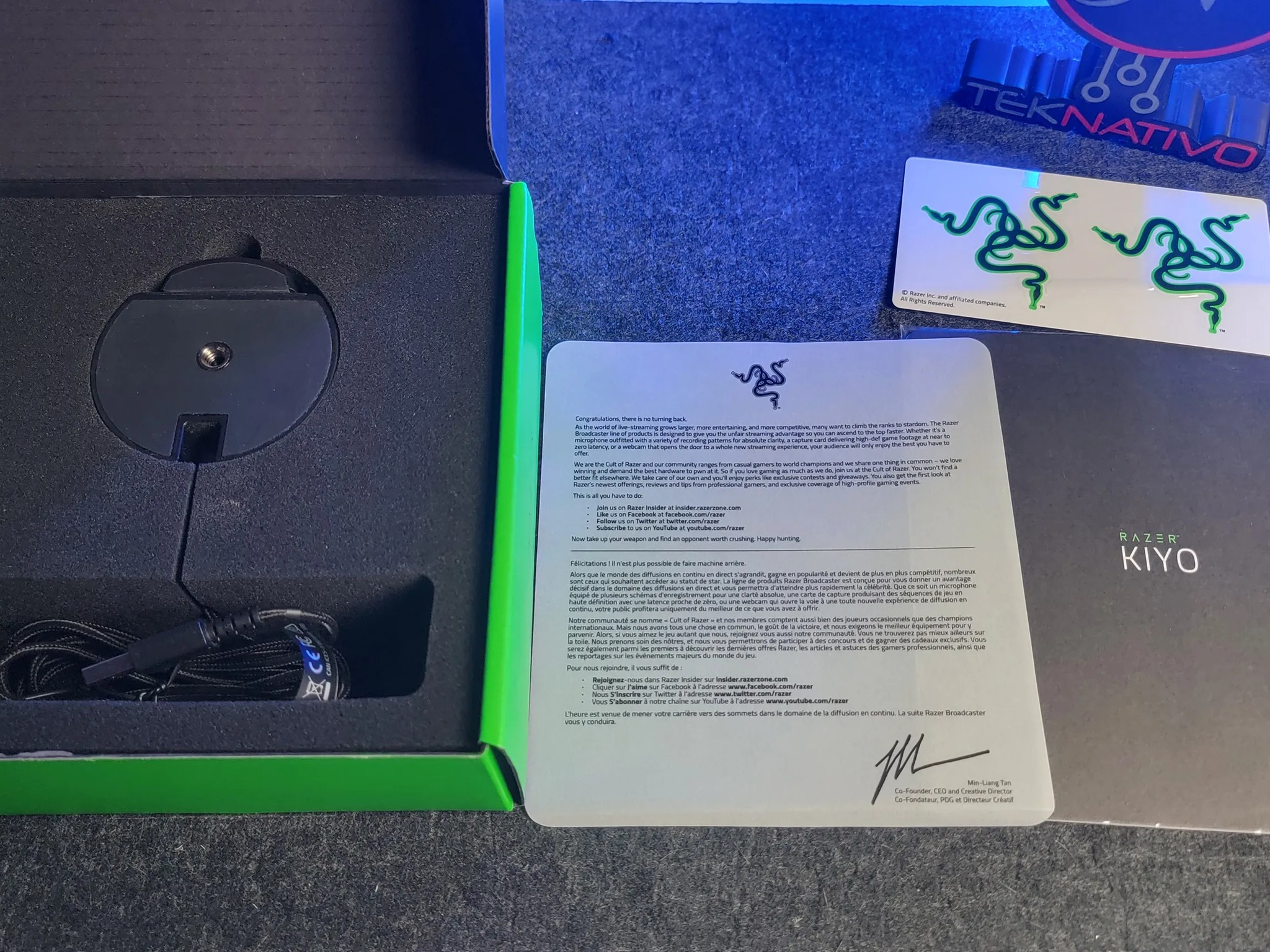 Razer - Kiyo 1920 x 1080 Webcam with Adjustable Ring Light - Black