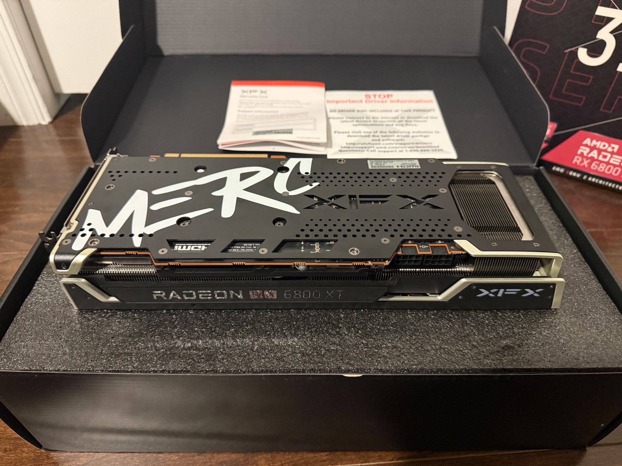 AMD Radeon RX 6800 XT 16 GB - EXCELLENT CONDITION - XFX Speedster MERC 319 CORE