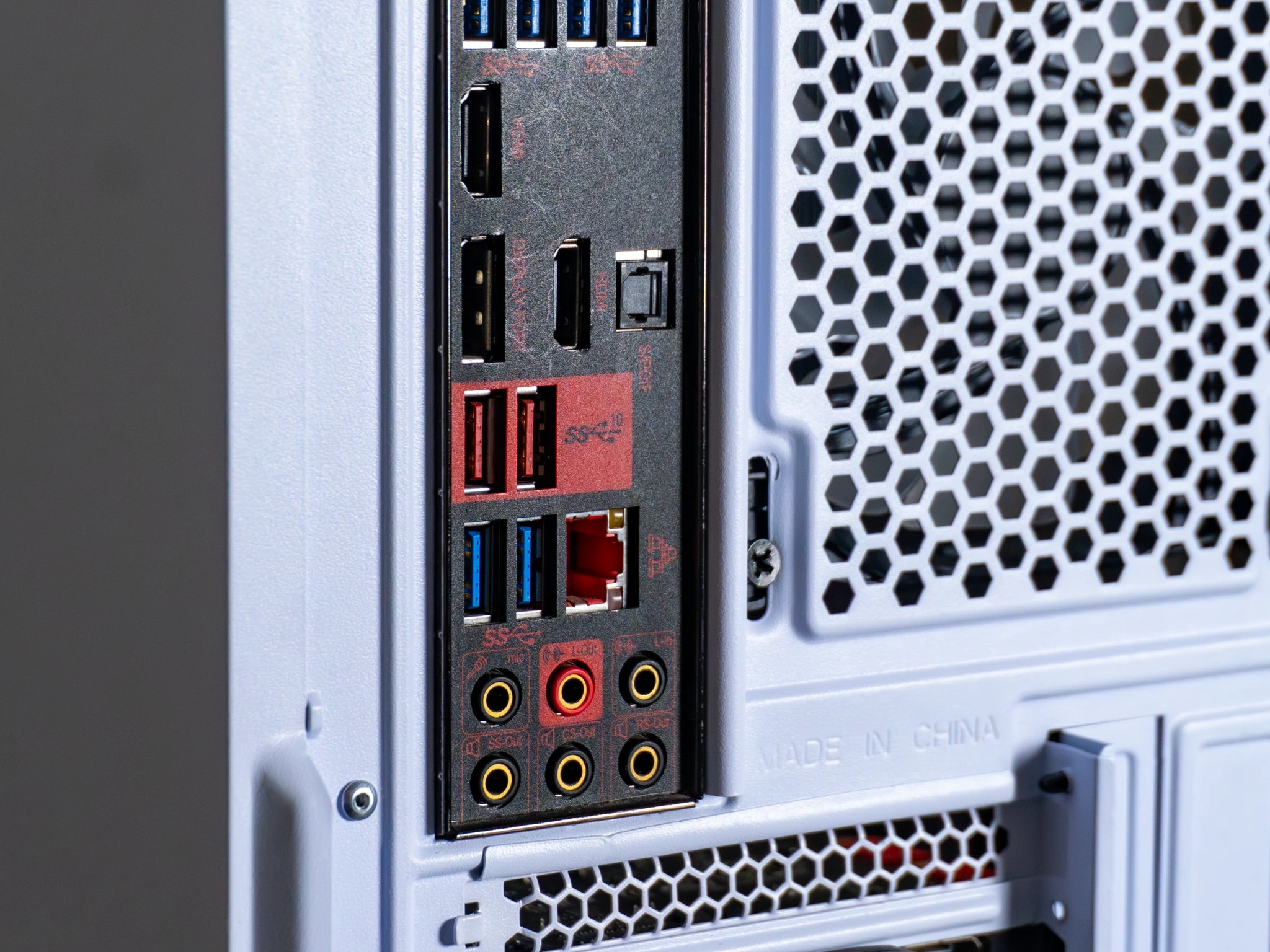 Budget 1080p Gaming PC – i7-4790K + GTX 970 | 16GB Ram | 3.5 TB Storage