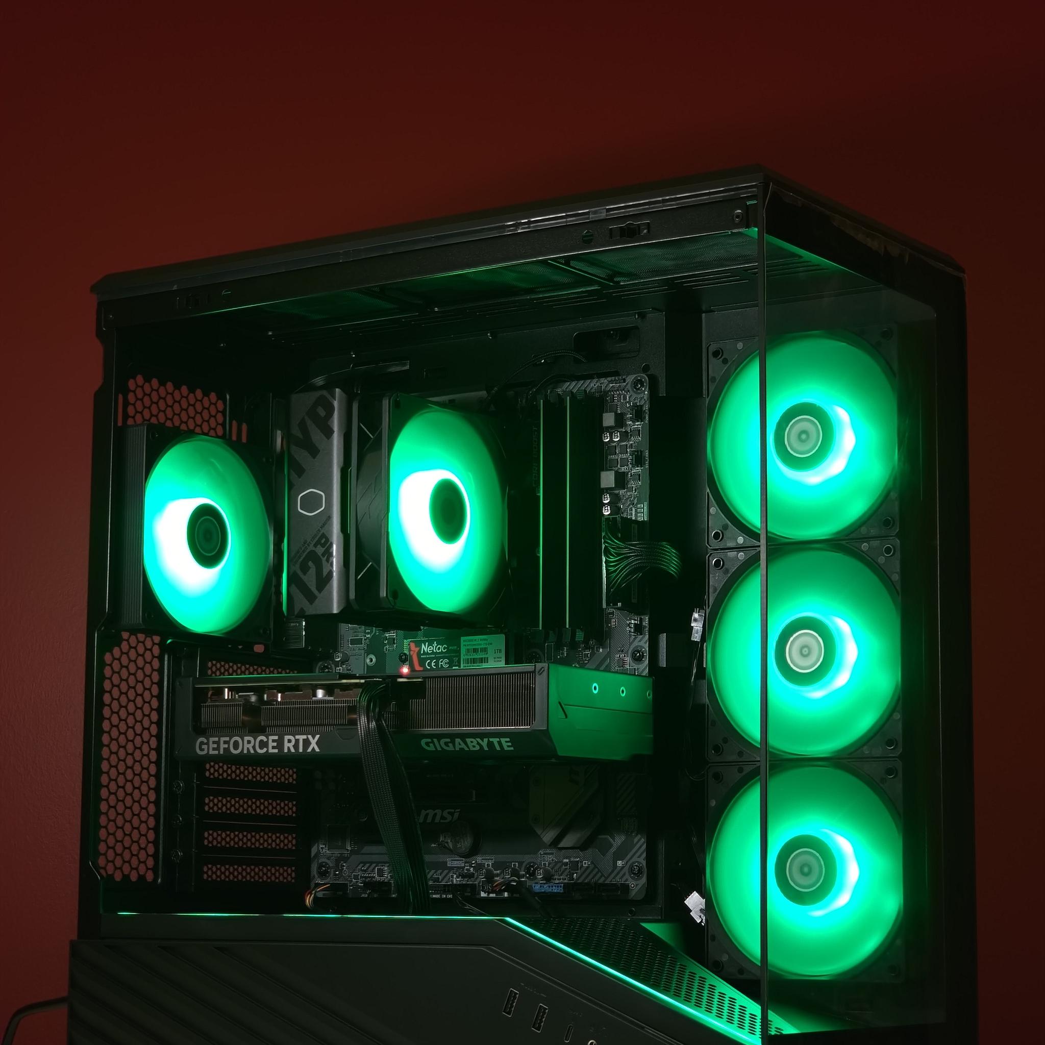 1440p Ultra Gaming PC|RTX 4070|Ryzen 7