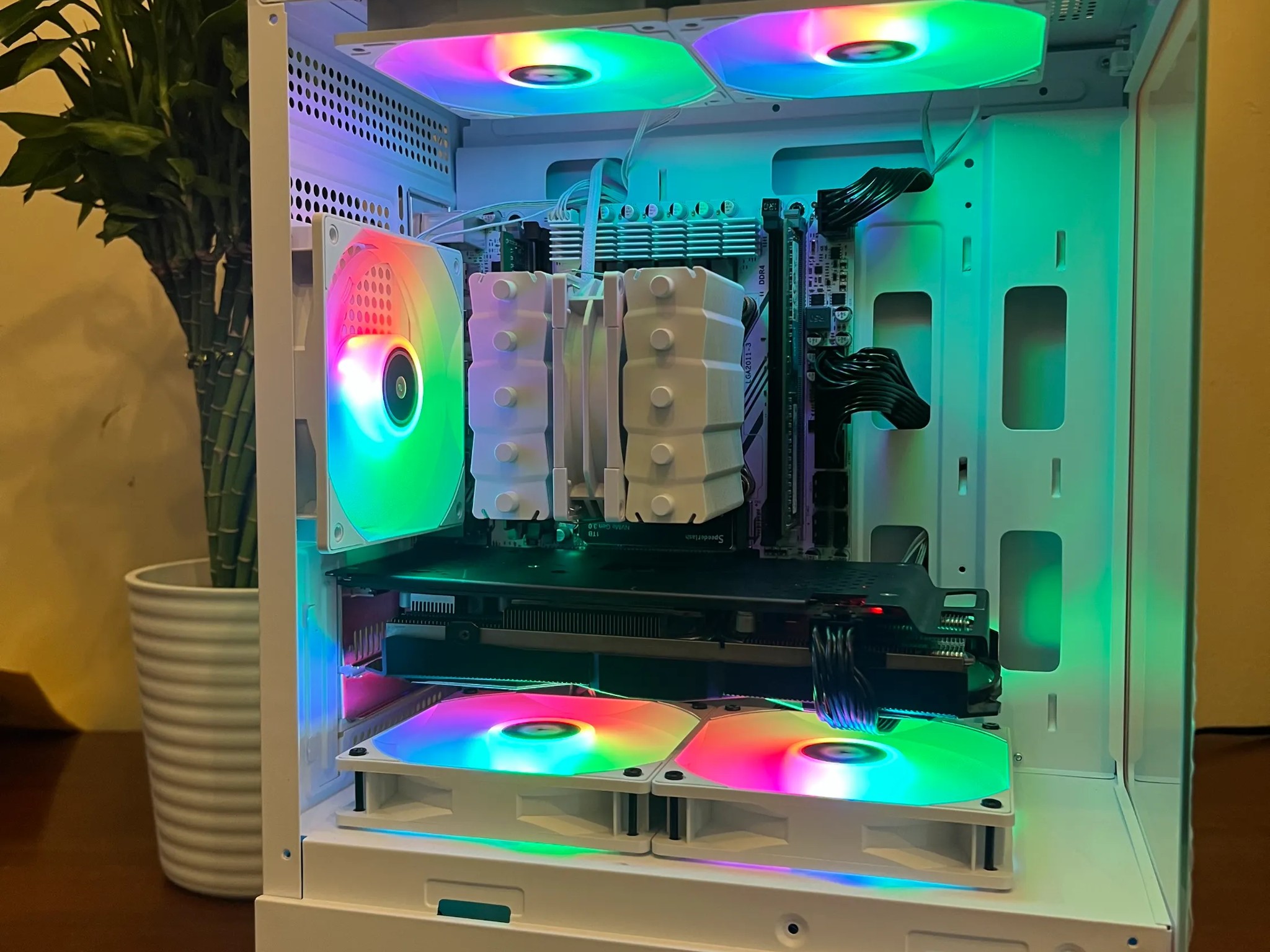 Intel 10 Core White Gaming PC RX 580 1tb SSD 16GB RAM WIFi WINDOWS 11 Pro