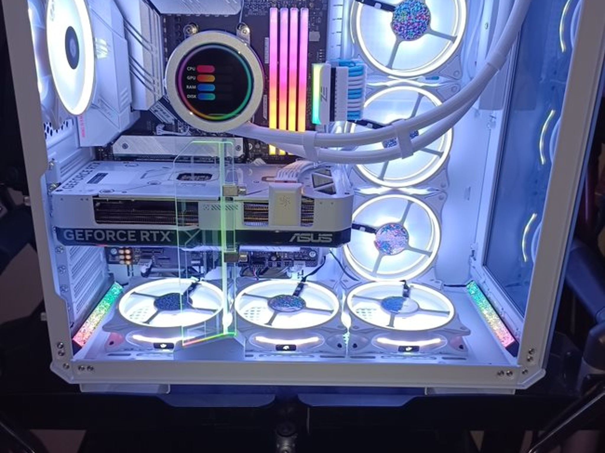 SNOWBLIND  Ryzen 5 5600X3D -4070 Super 12gb Newly built gaming pc.