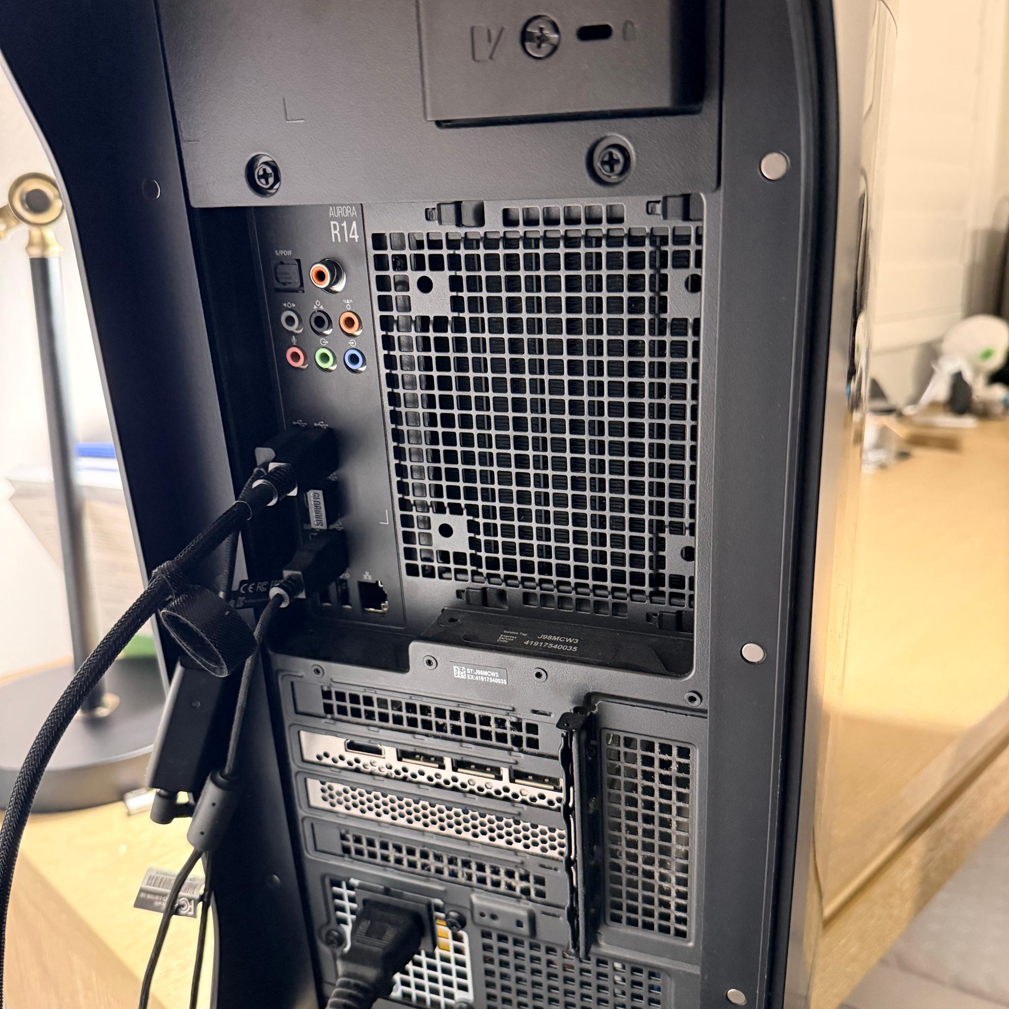 ALIENWARE AURORA RYZEN R14