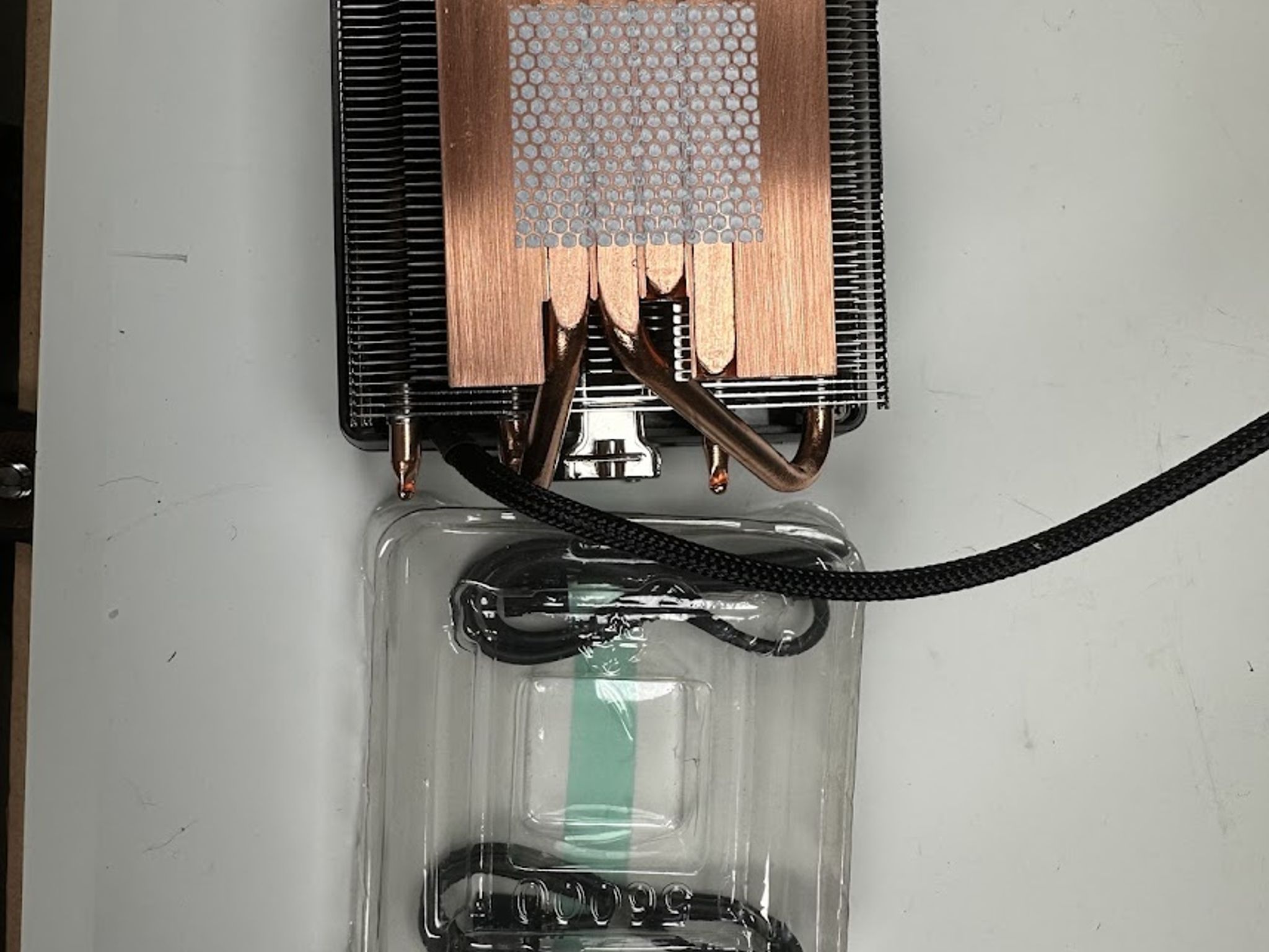 Like new Ryzen 7 3700X with NIB Wraith CPU cool