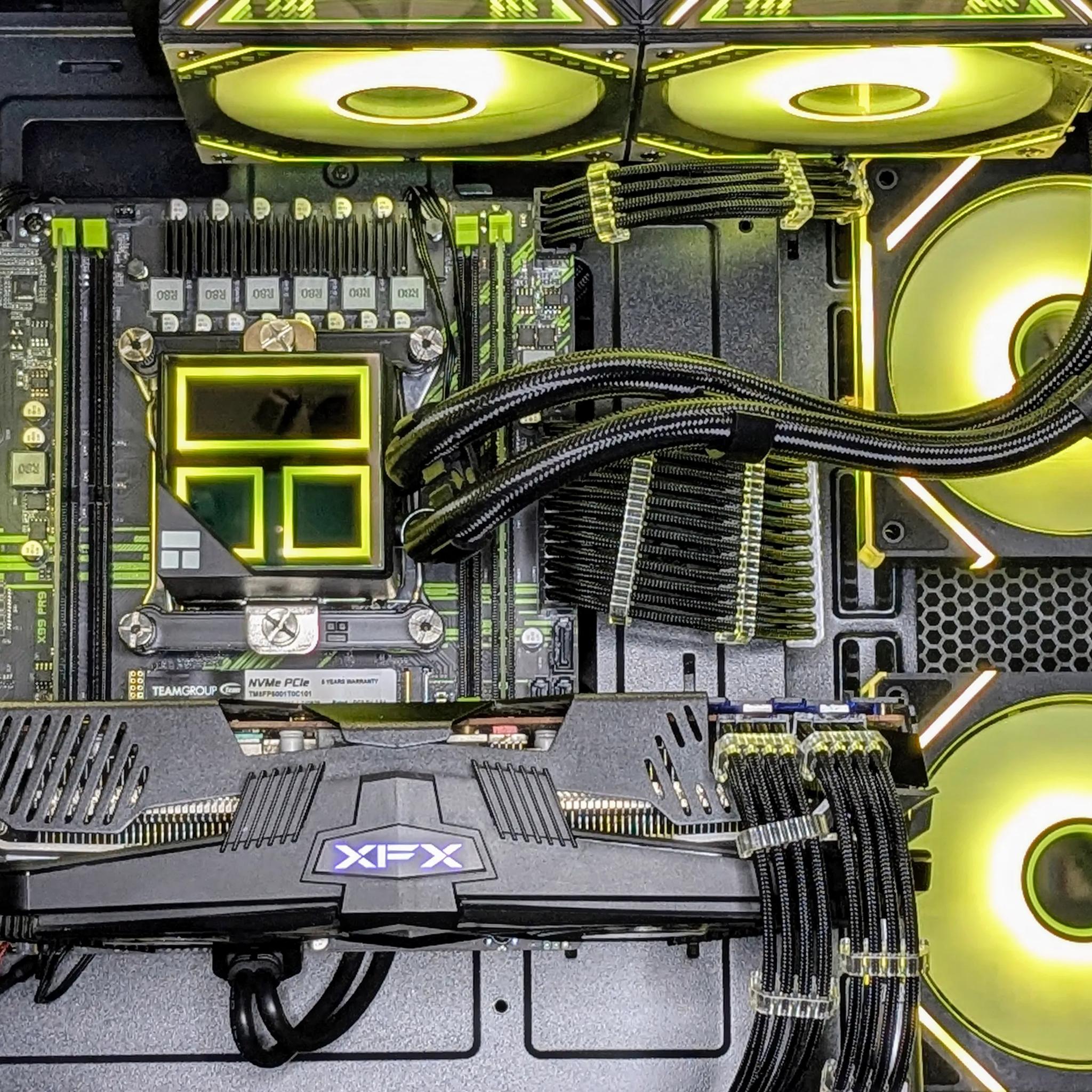 Liquid-Cooled 1080p Gaming Beast💧🖤RX 5700XT🖤Intel(12-c/24-t)| 32GB DDR4 RAM🖤1TB NVMe🖤Windo...