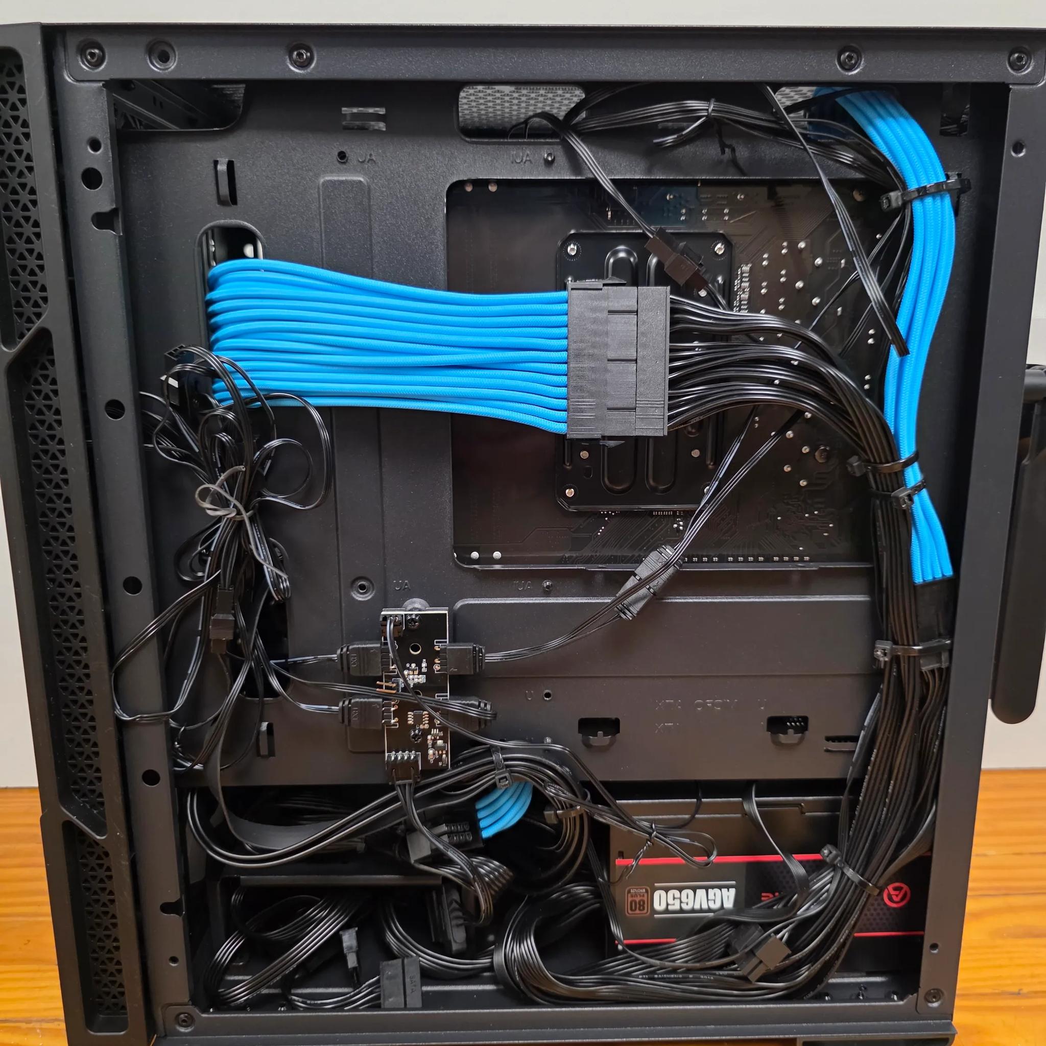 1440p Gaming Computer PC (Ryzen 5 9600x 6 core gaming cpu, RX 9060XT 16GB, 32GB DDR5 6000 MHZ)