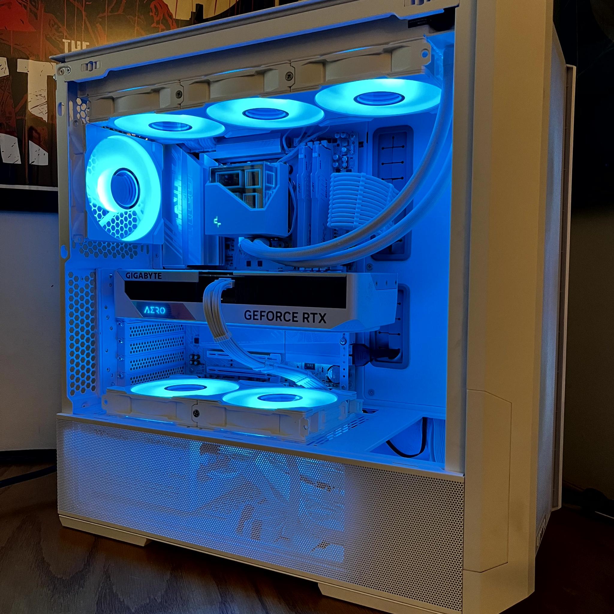 Arctic Wolf - Ryzen 7 7800X3d | Nvidia 4070 OC 12GB | 32GB @6000 MT/sec | 4TB NVME | 1000W Gold PSU