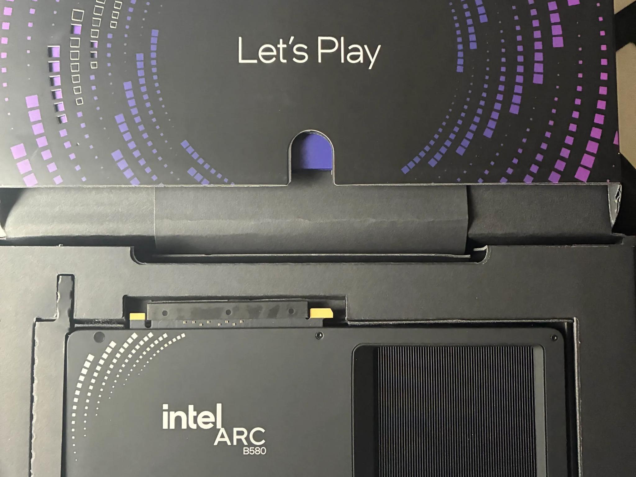 Intel Arc B580 LE
