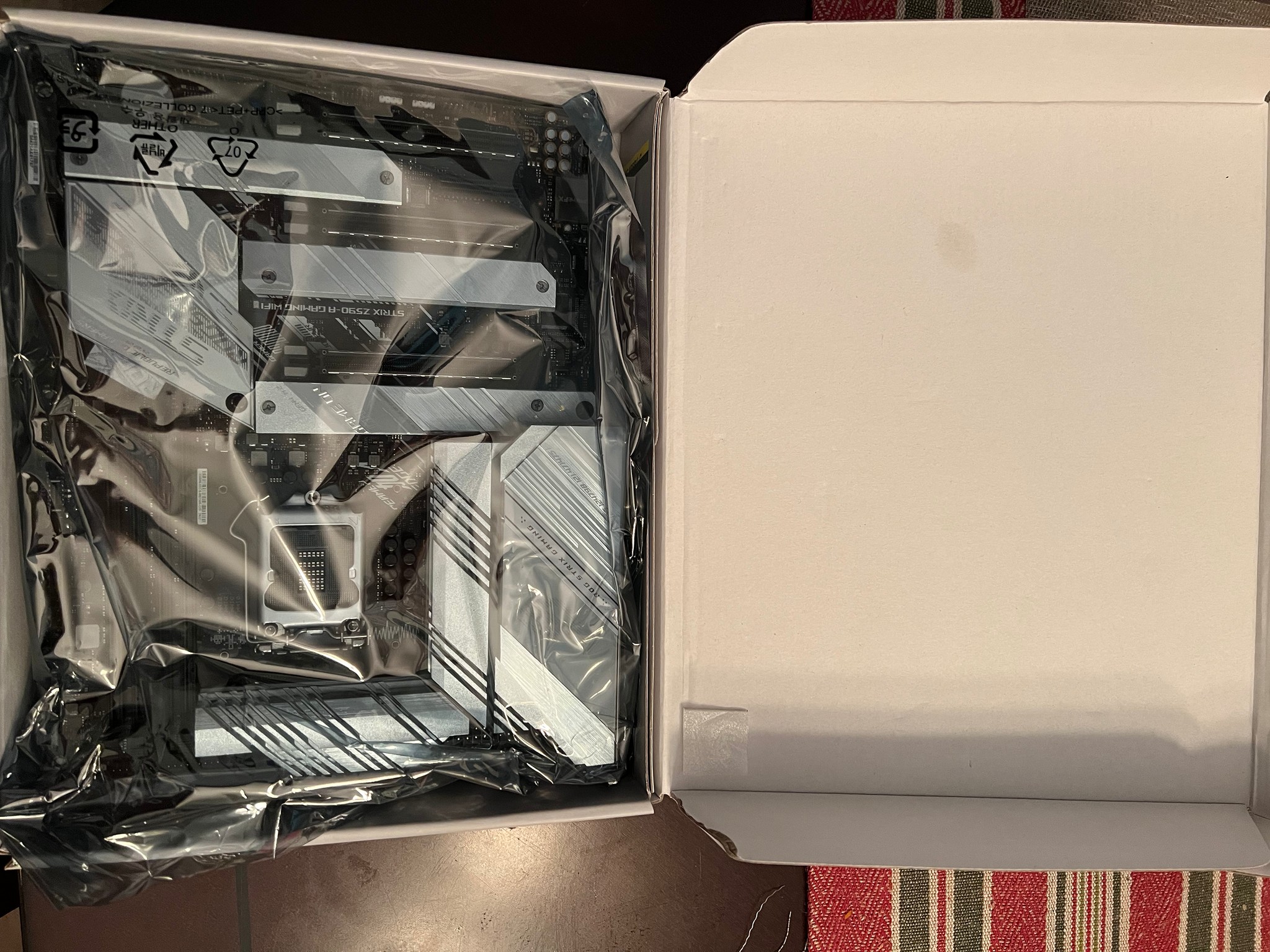 ASUS ROG Strix Z590-A Gaming WiFi 6 LGA 1200