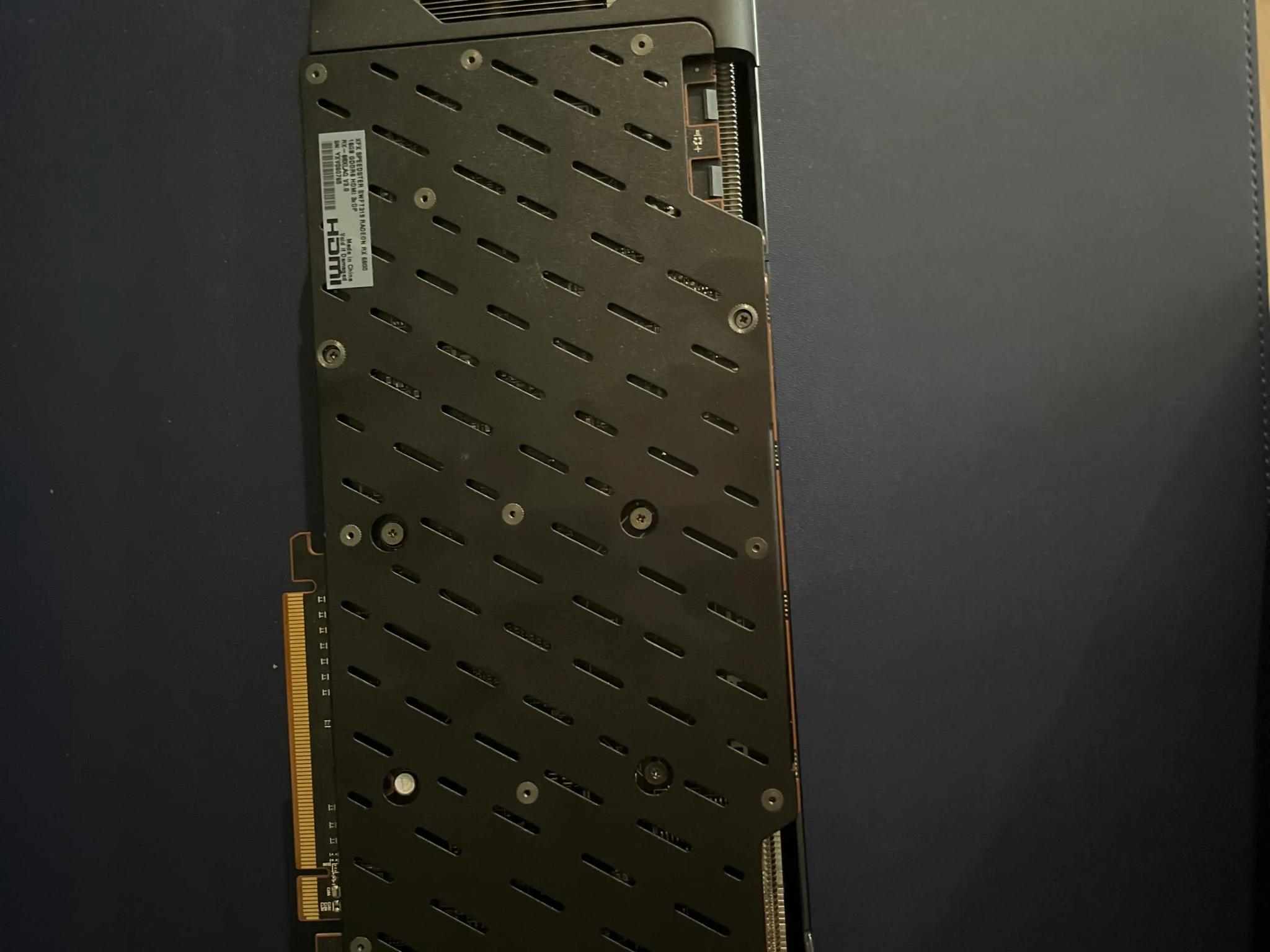 XFX SWFT 319 RX 6800 16gb