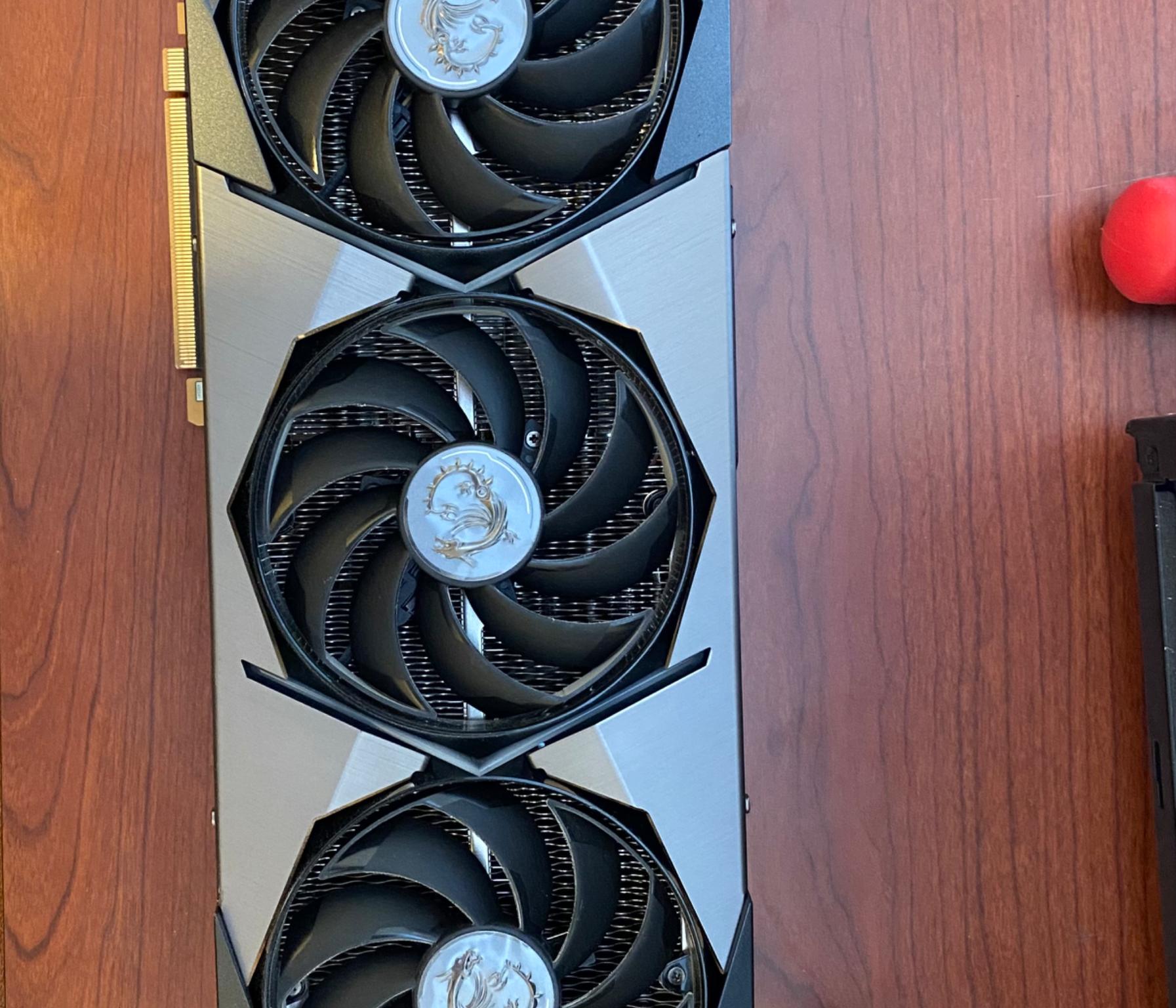 GeForce RTX™ 3090 Ti SUPRIM X 24G