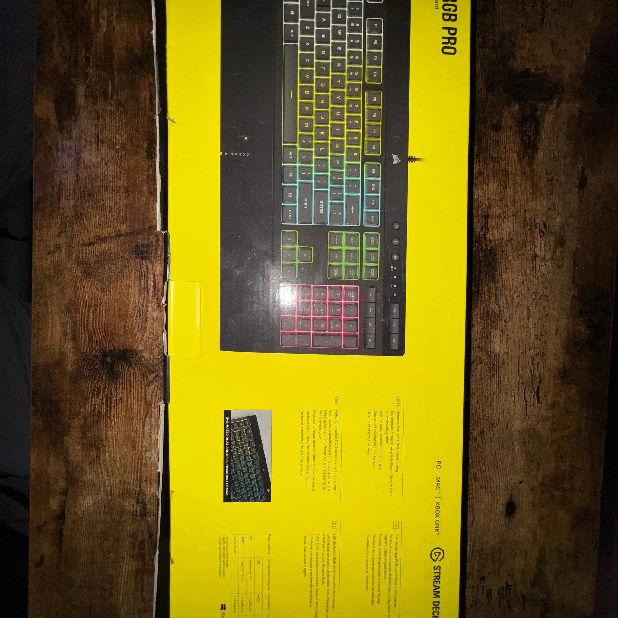 Corsair K55 RGB Pro