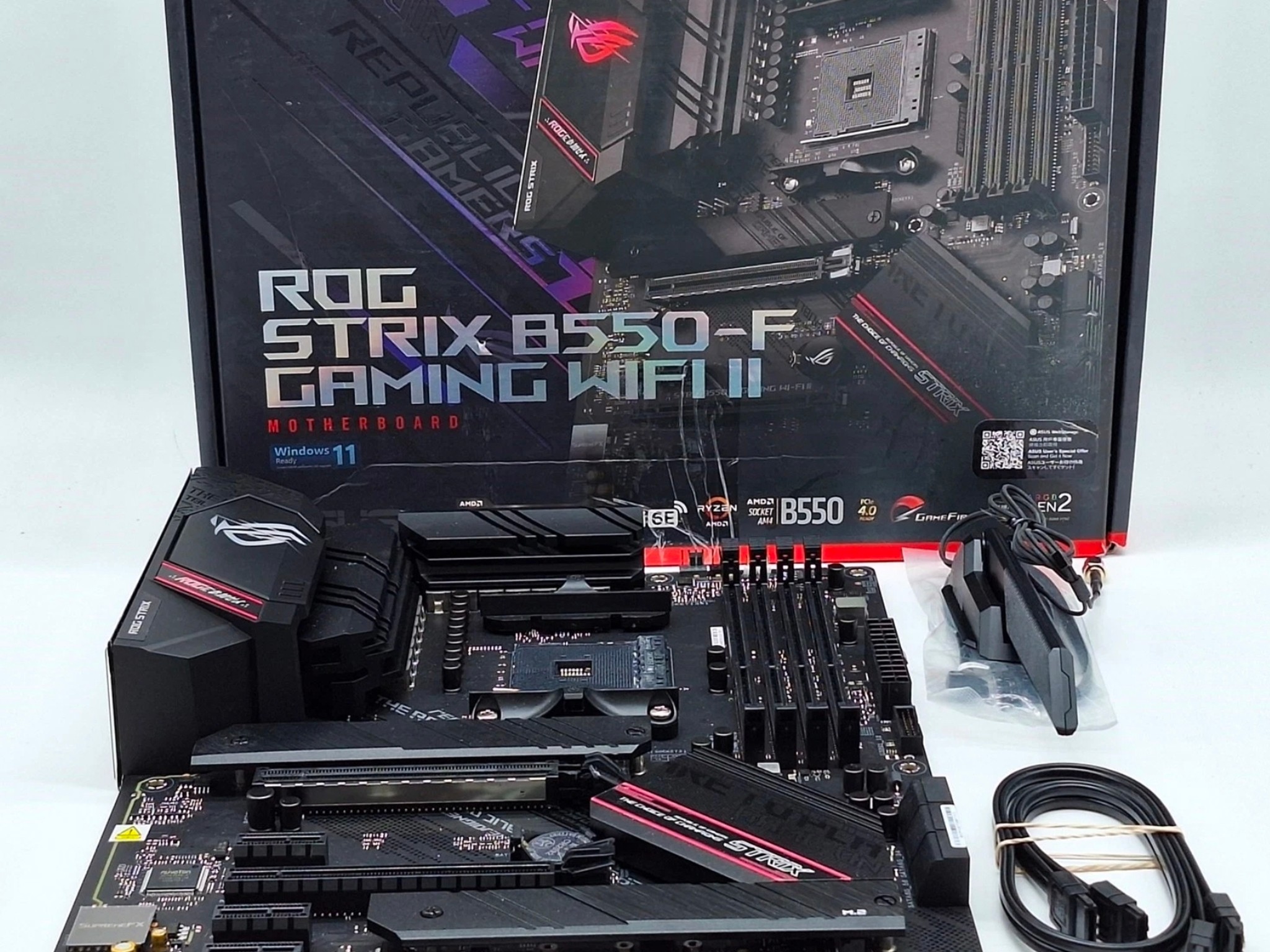 ROG Strix B550-F Gaming WiFi II + Ryzen 3900X + 16GB Aorus RGB + 500GB NMVE
