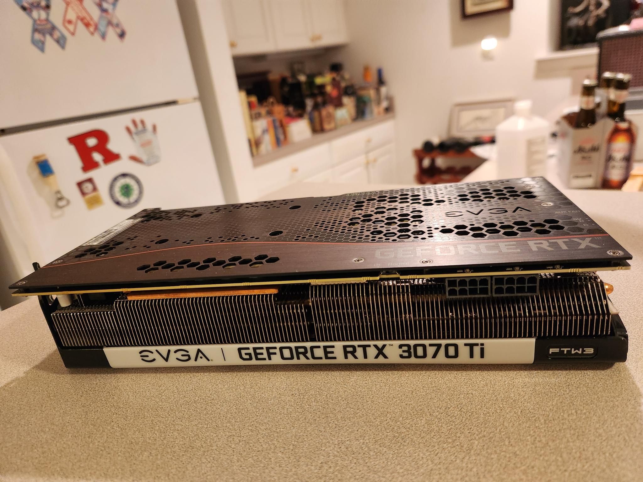 EVGA FTW3 ULTRA GAMING GeForce RTX 3070 Ti - Image 3