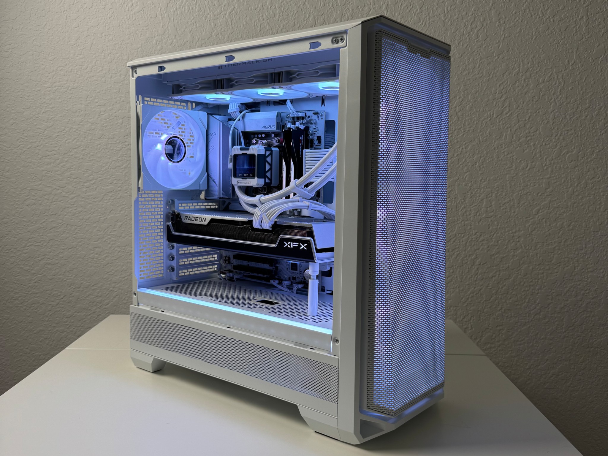 ❄️High-End 1440p/4K Gaming PC AMD Ryzen 7 7700X AMD Radeon RX 7800 XT 32GB DDR5-6000 1TB NVMe Win 11