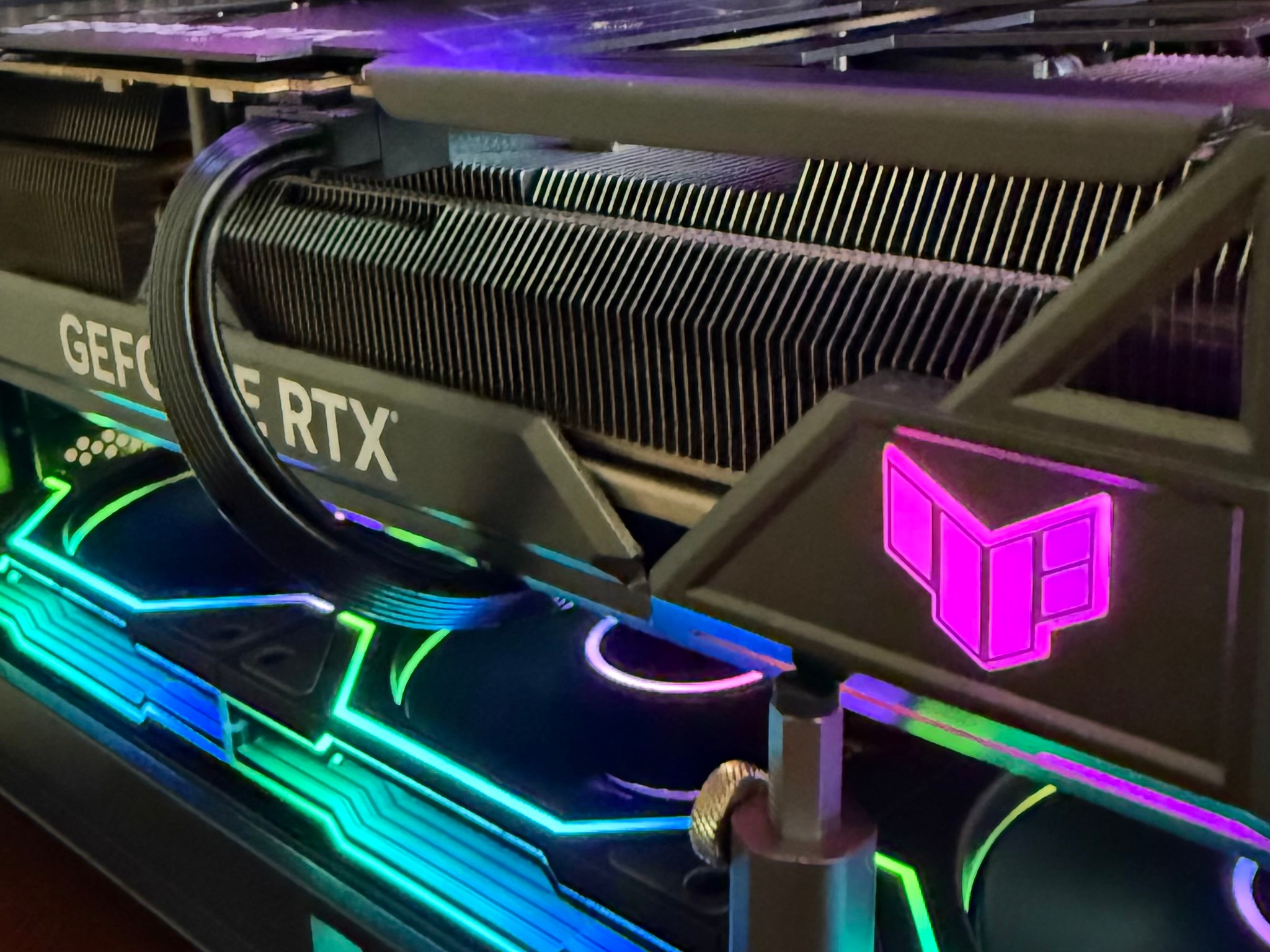 RTX 4080 | 9850X3D | 32GB | 2TB SSD PC Build