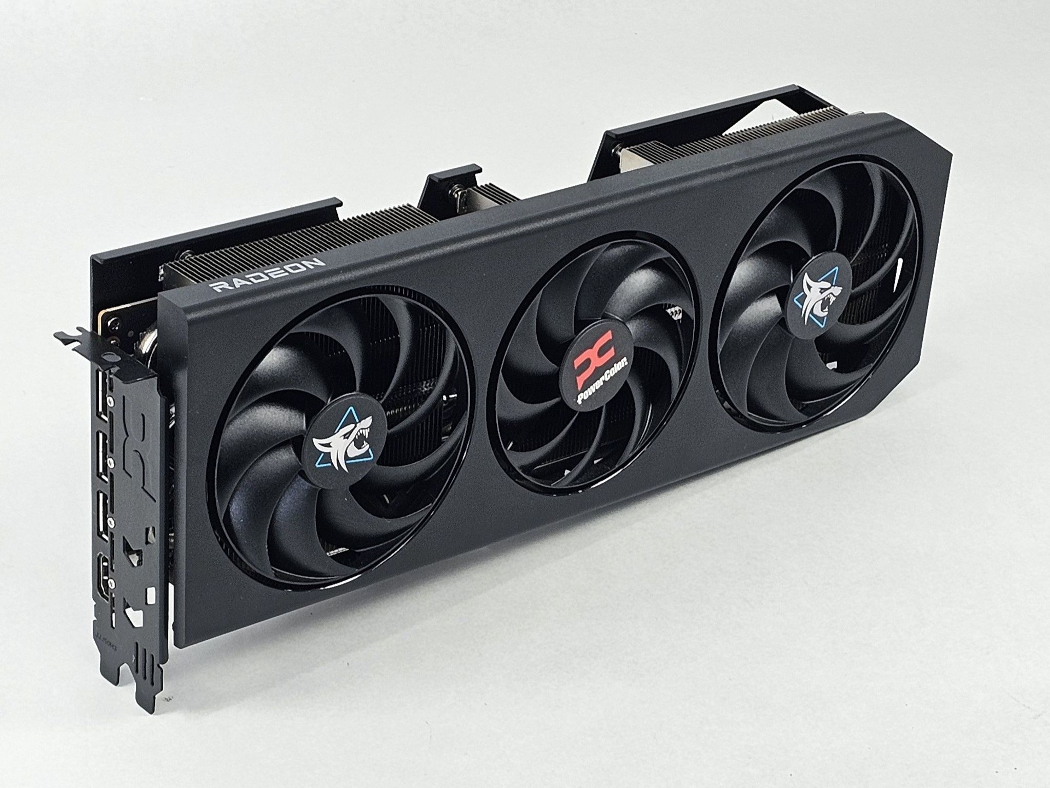 RX 9070 XT PowerColor Hellhound 16GB