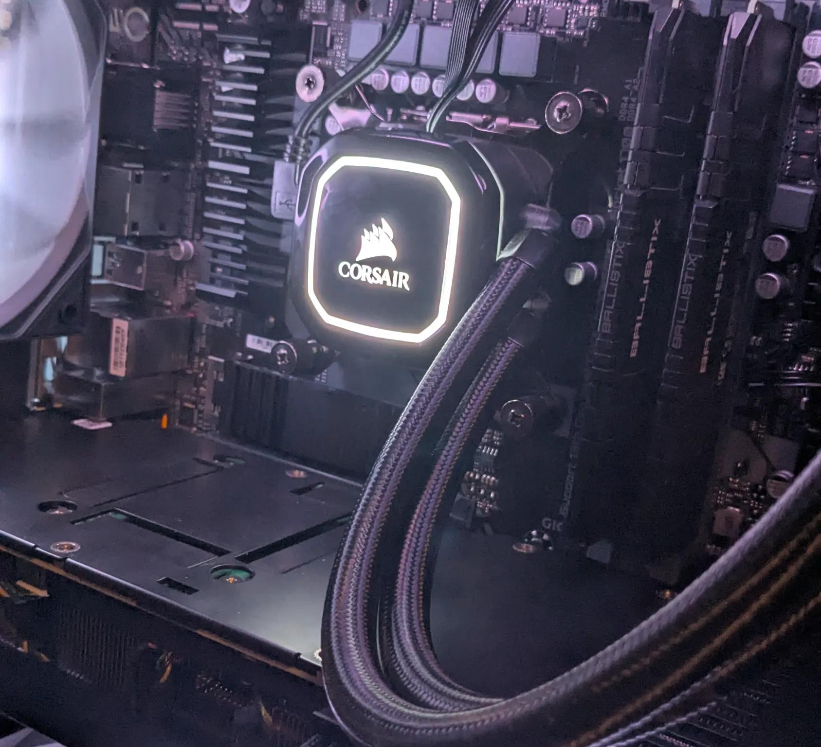 🔥RTX 3090, i5 12600KF, 32 GB RAM, 1 TB Storage