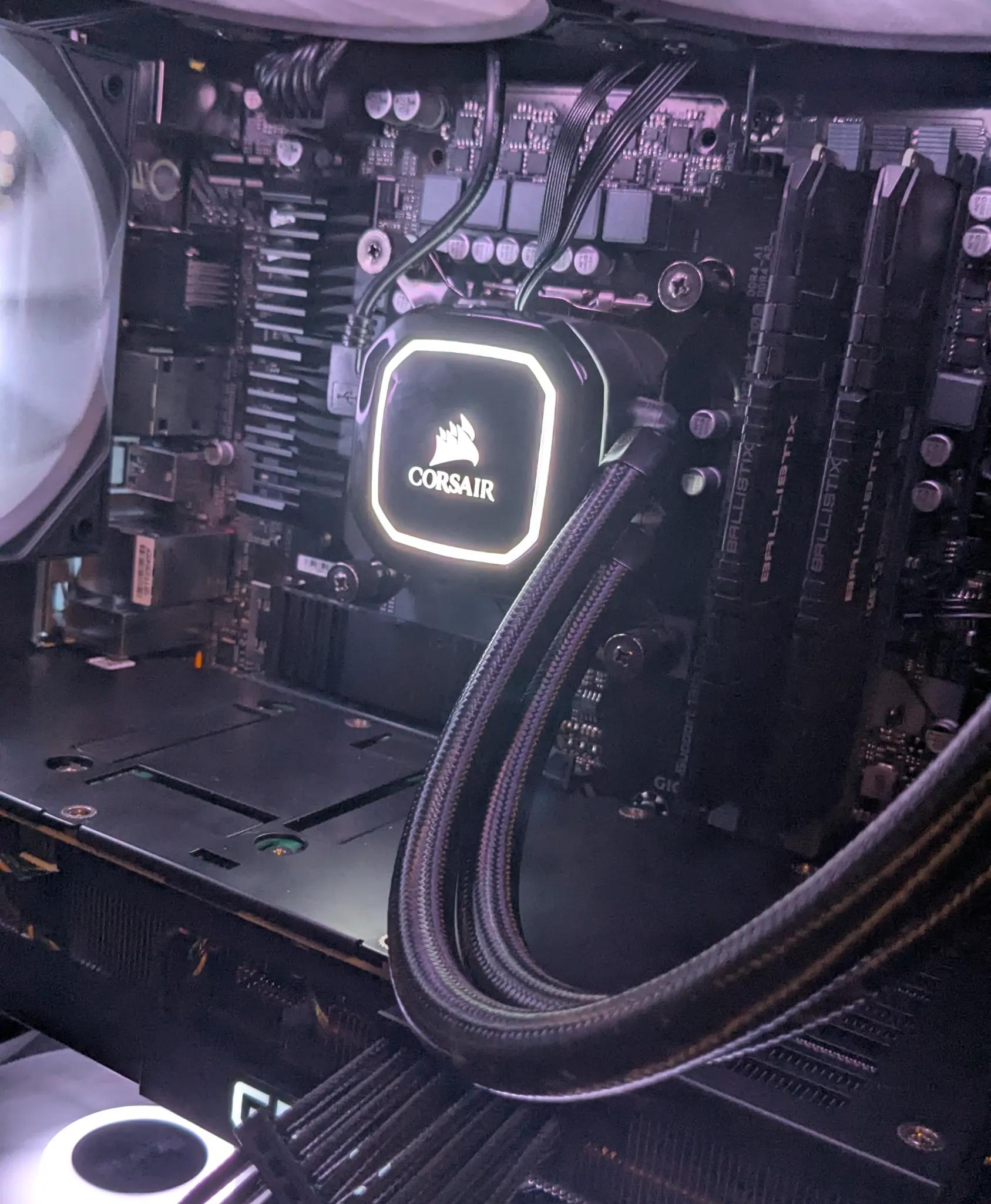 🔥RTX 3090, i5 12600KF, 32 GB RAM, 1 TB Storage