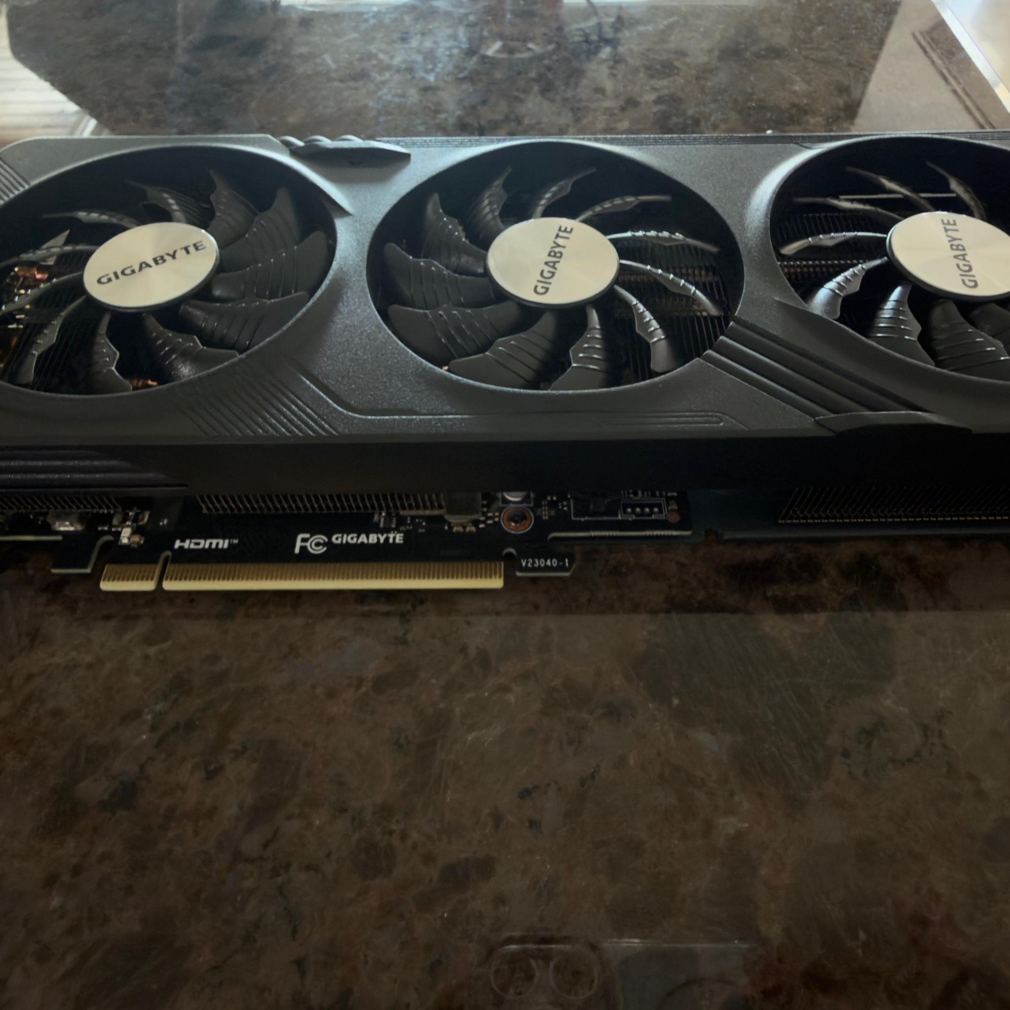 GIGABYTE GAMING OC GeForce RTX 4060