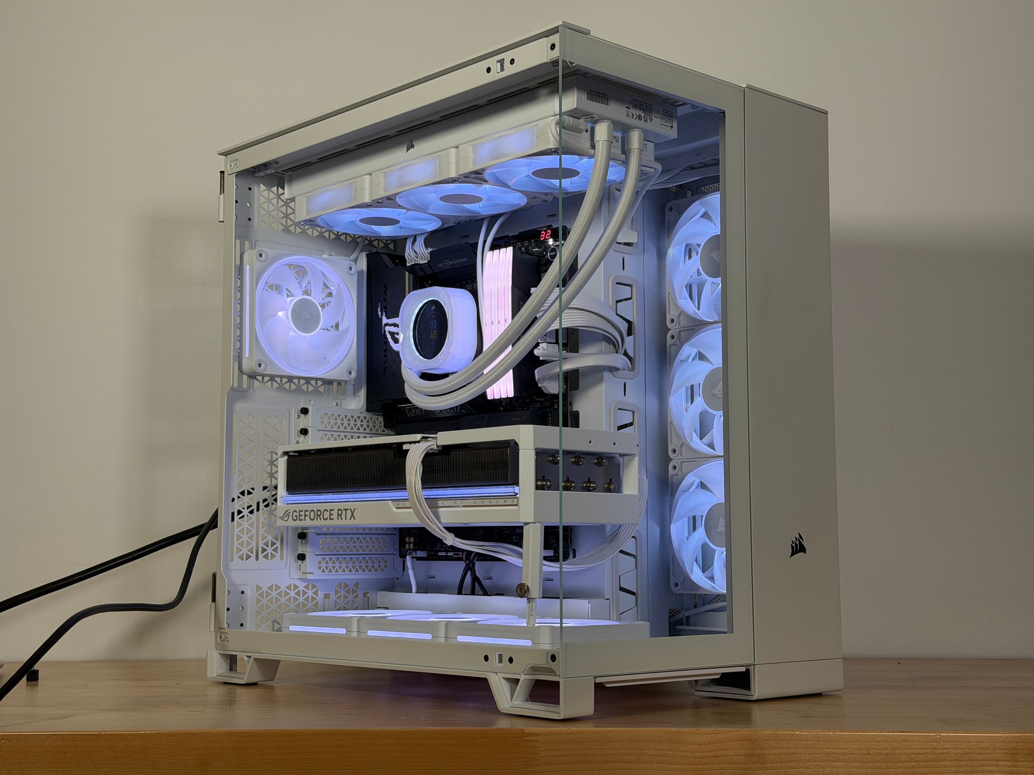 RTX 5090 Ryzen 9 9950x3d 64gb DDR5 4tb NVME Gaming PC