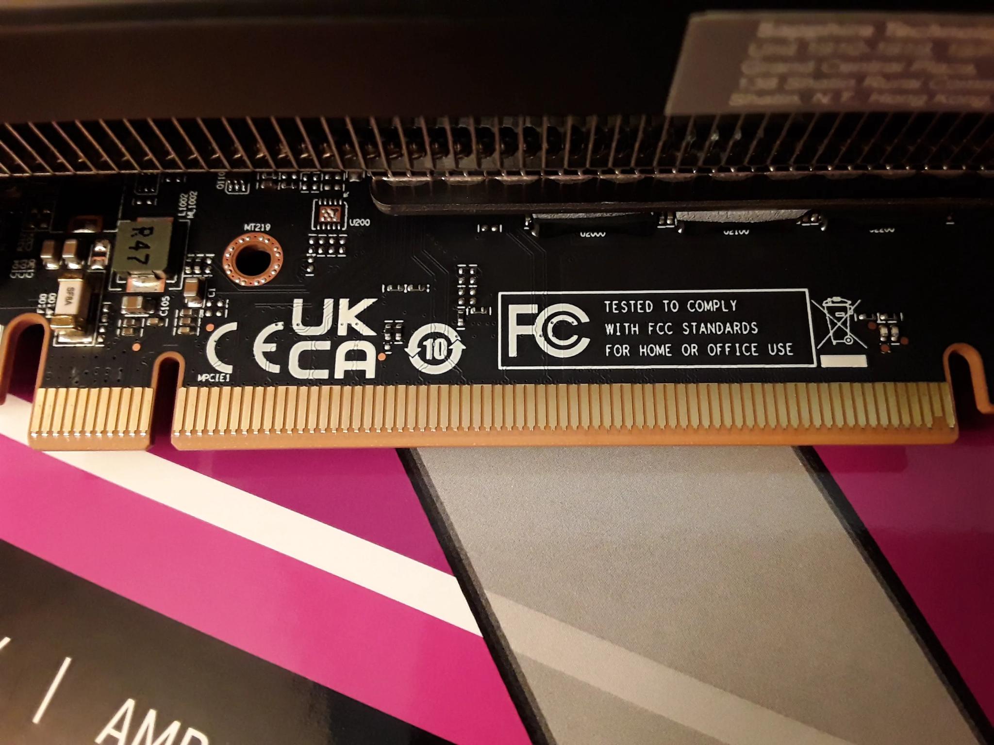 Sapphire Pulse RX 7700XT 12GB - Like New
