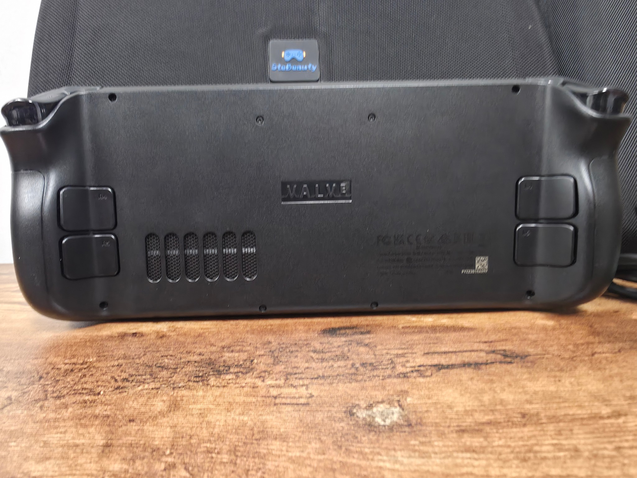 Like New Steam Deck OLED 1TB W/ Dock, Charger and 2 cases