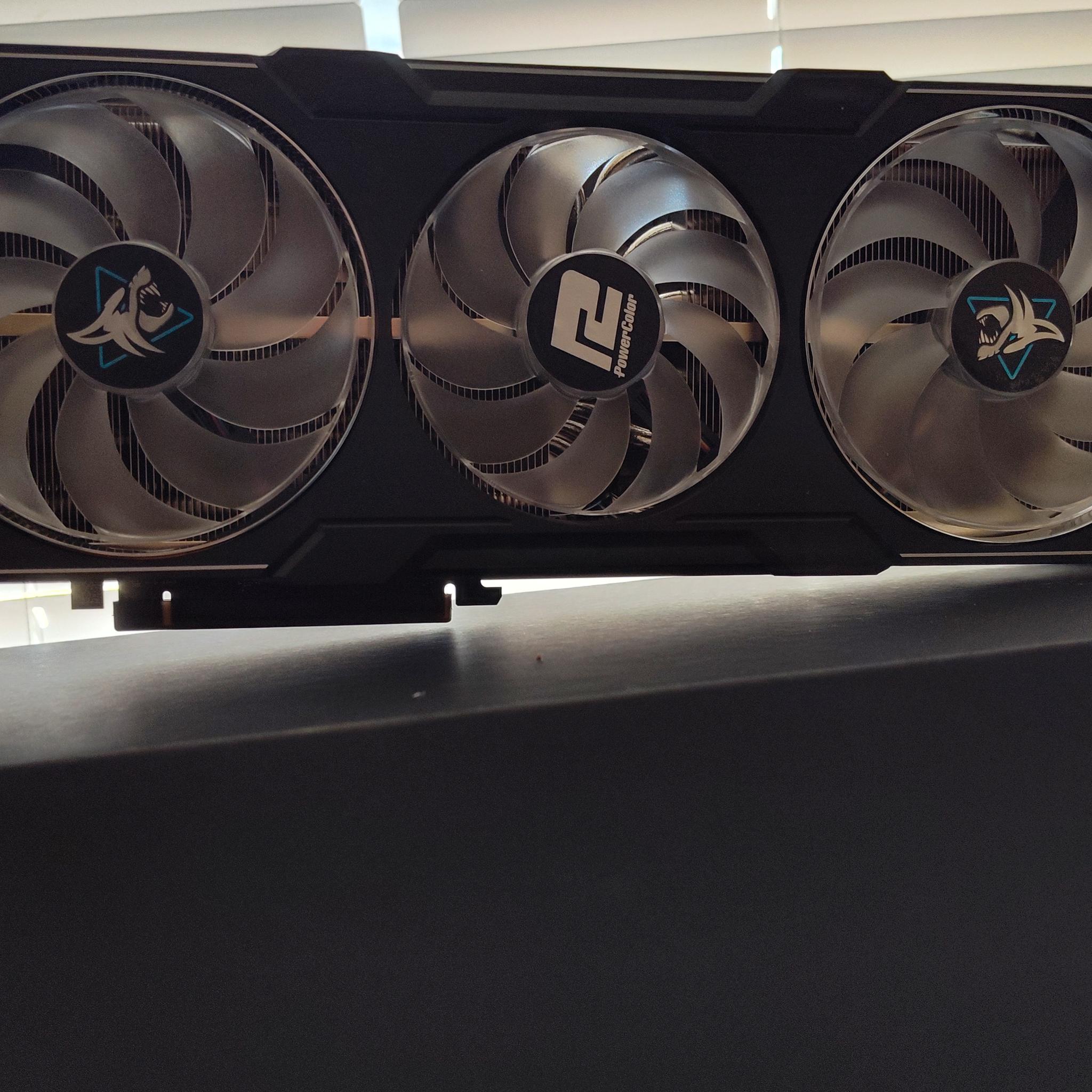 PowerColor Hellhound Radeon RX 7900 XTX