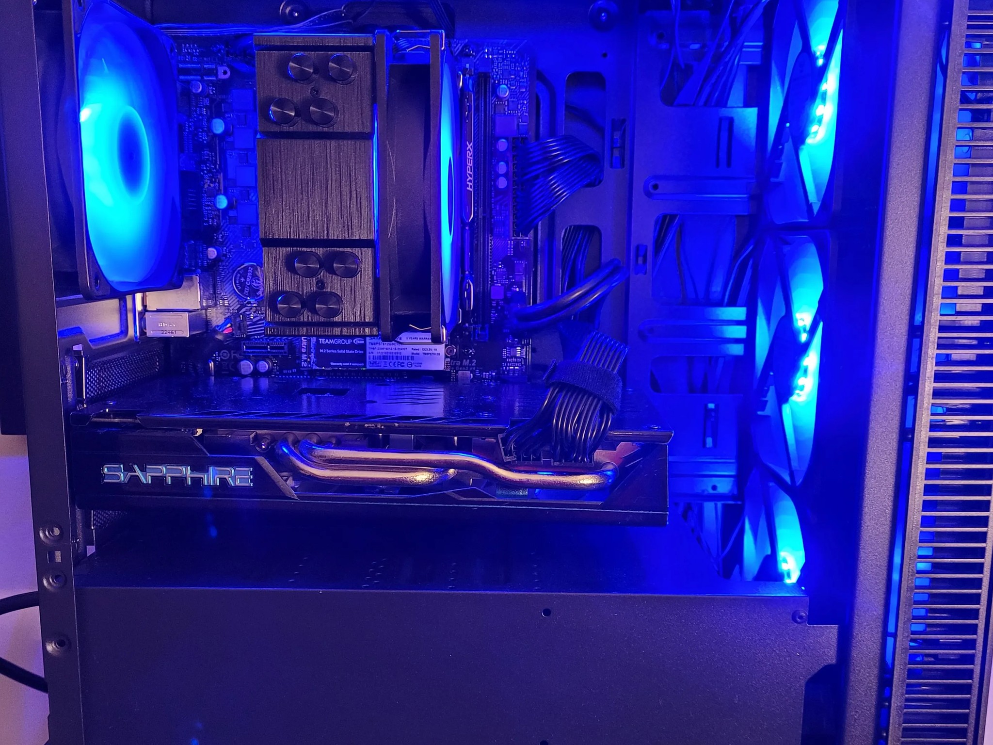 ICE COLD! | AMD Ryzen 5 3600 & Radeon RX 590 Sapphire Nitro 8GB