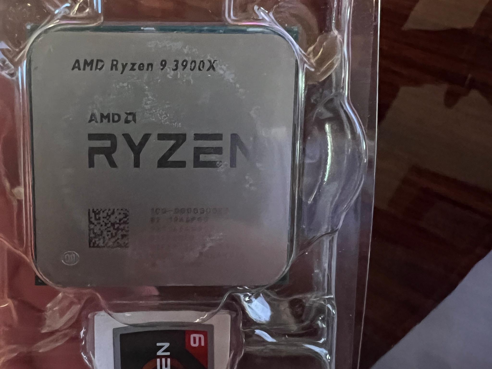 AMD Ryzen 9 3900x AM4 like new 