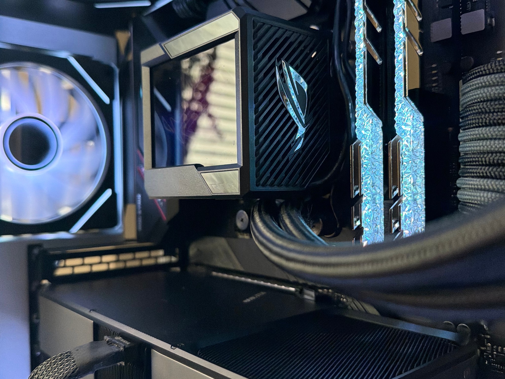 🔥 Premium ROG Strix Gaming PC – RTX 3070 FE | Ryzen 7 | 32GB Trident Z Royal | 1440p Ready 🔥