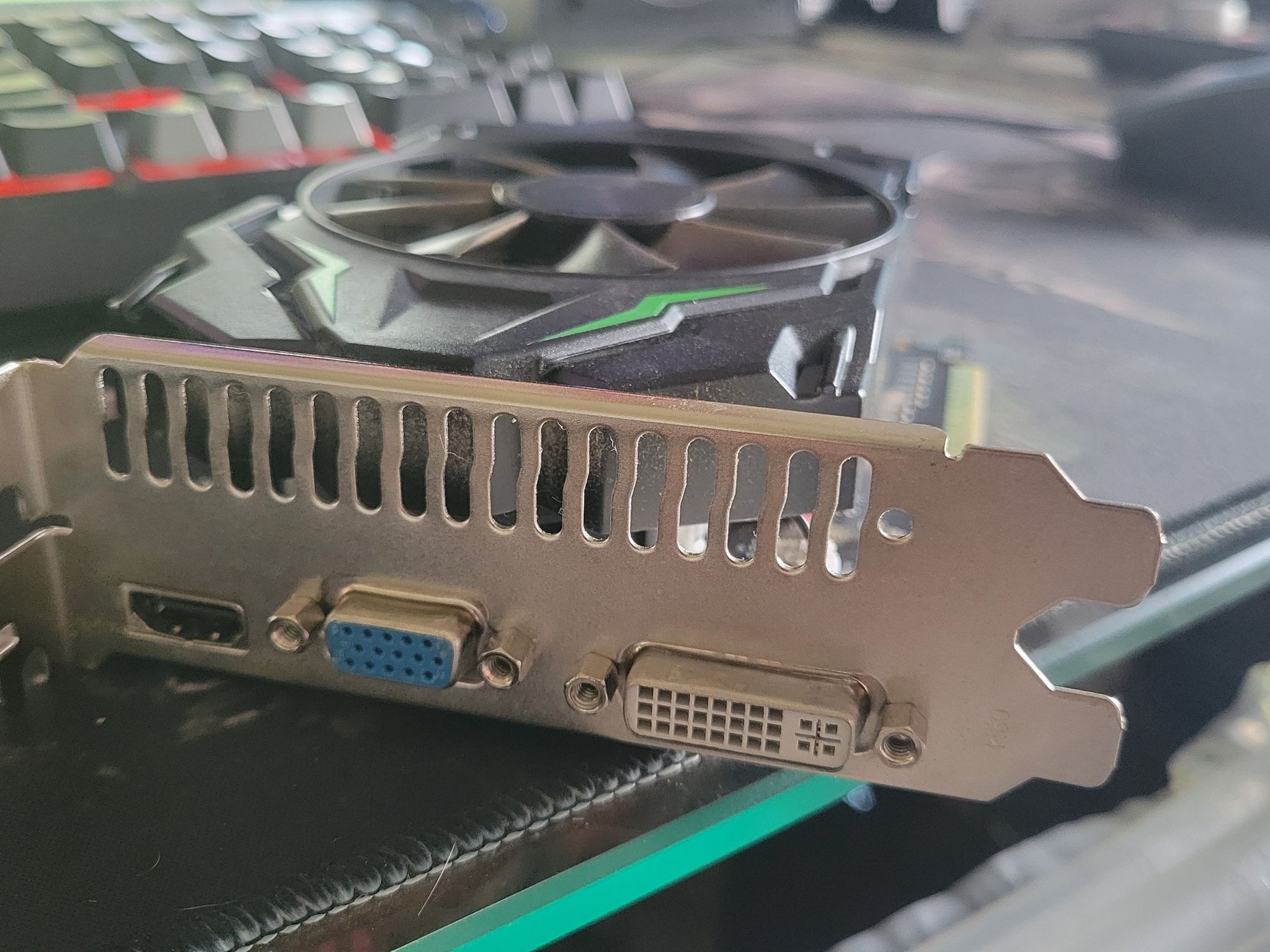 GTX650 1024MB 128bit DDR5