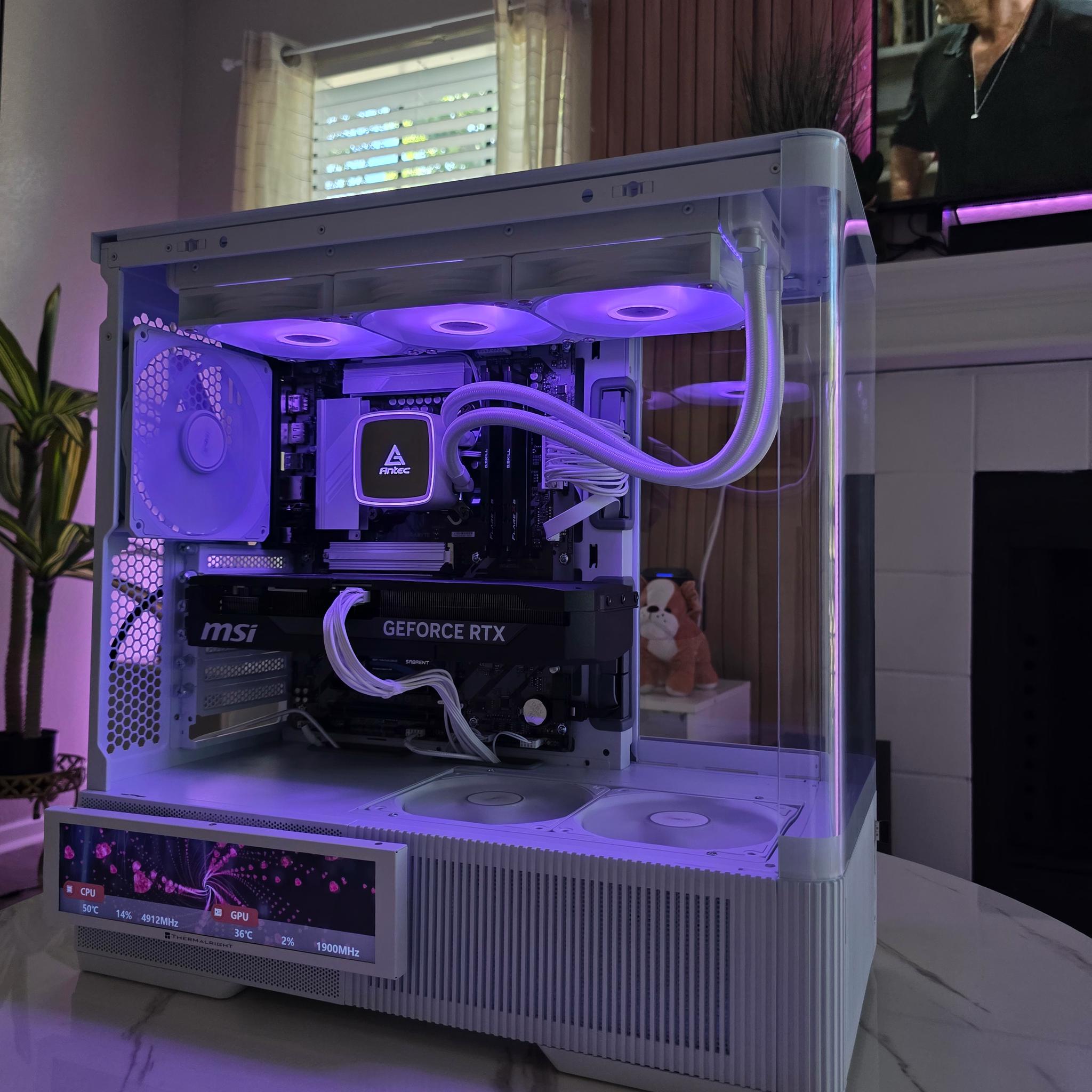 GeForce RTX 5070 Custom Gaming PC - Core Ultra 5 250K Plus, 32GB RAM, 4TB STORAGE