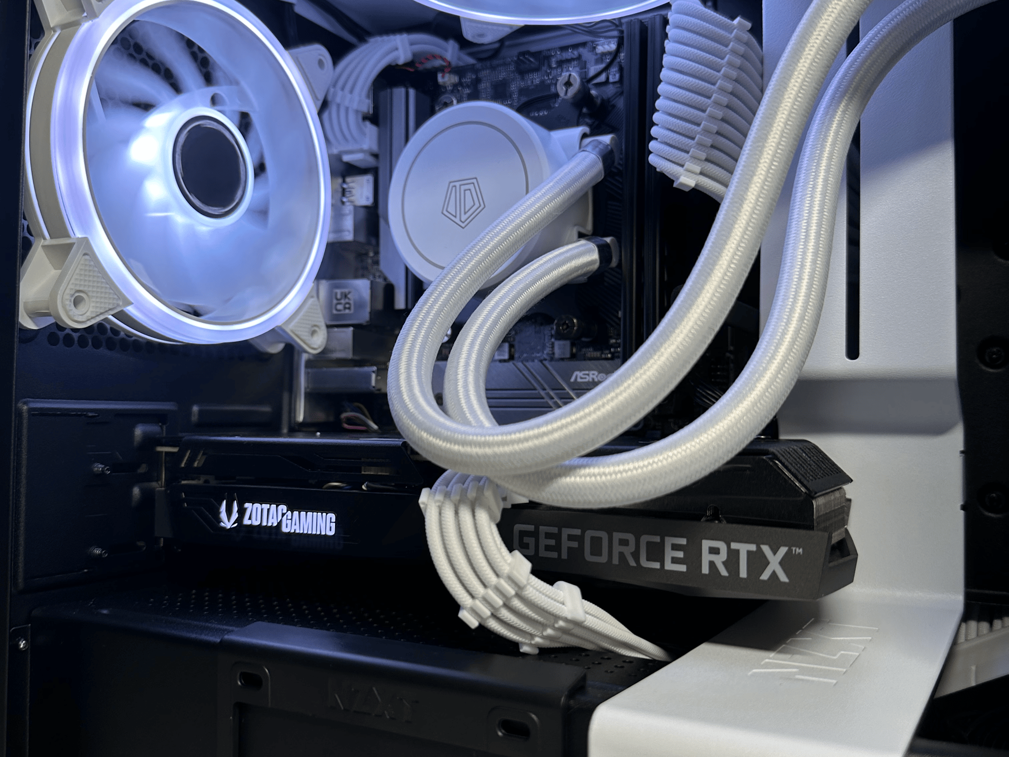 ~Shoebox~ (RTX 3060 Ti | Ryzen 5 5600 | 16gb RAM | ITX)