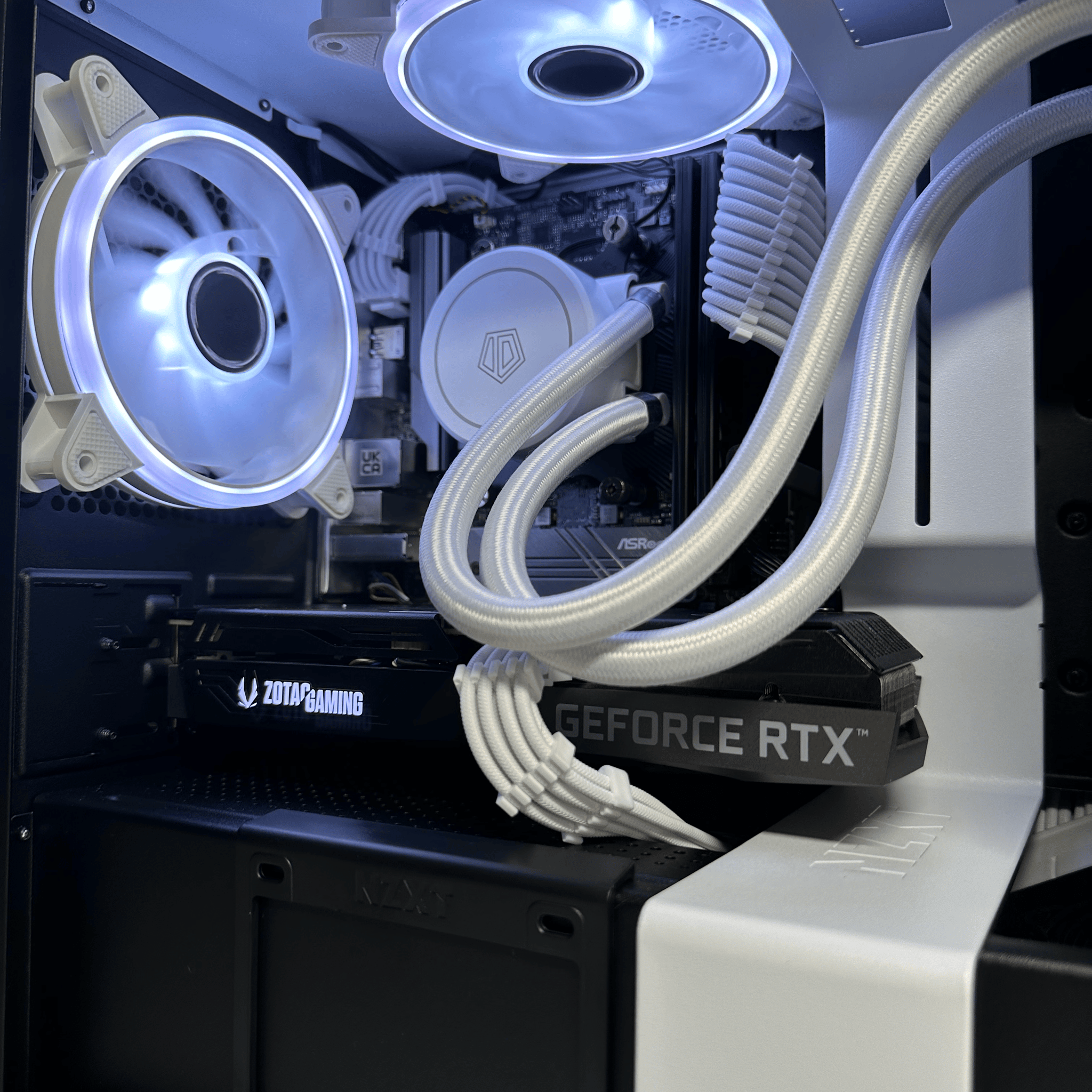 ~Shoebox~ (RTX 3060 Ti | Ryzen 5 5600 | 16gb RAM | ITX)