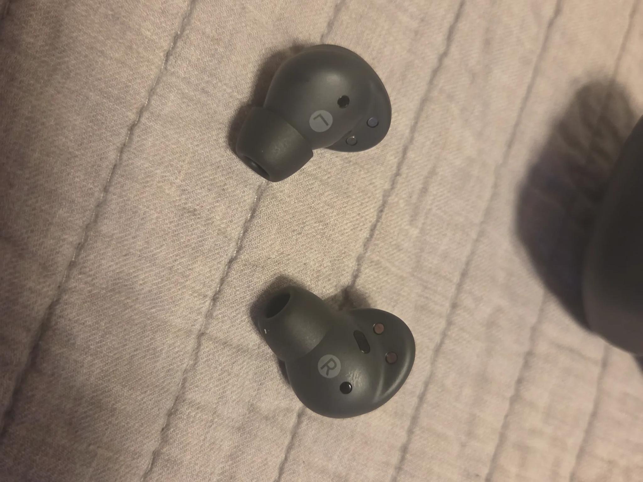Samsung Galaxy buds Pro 2 | Black | Fair Condition