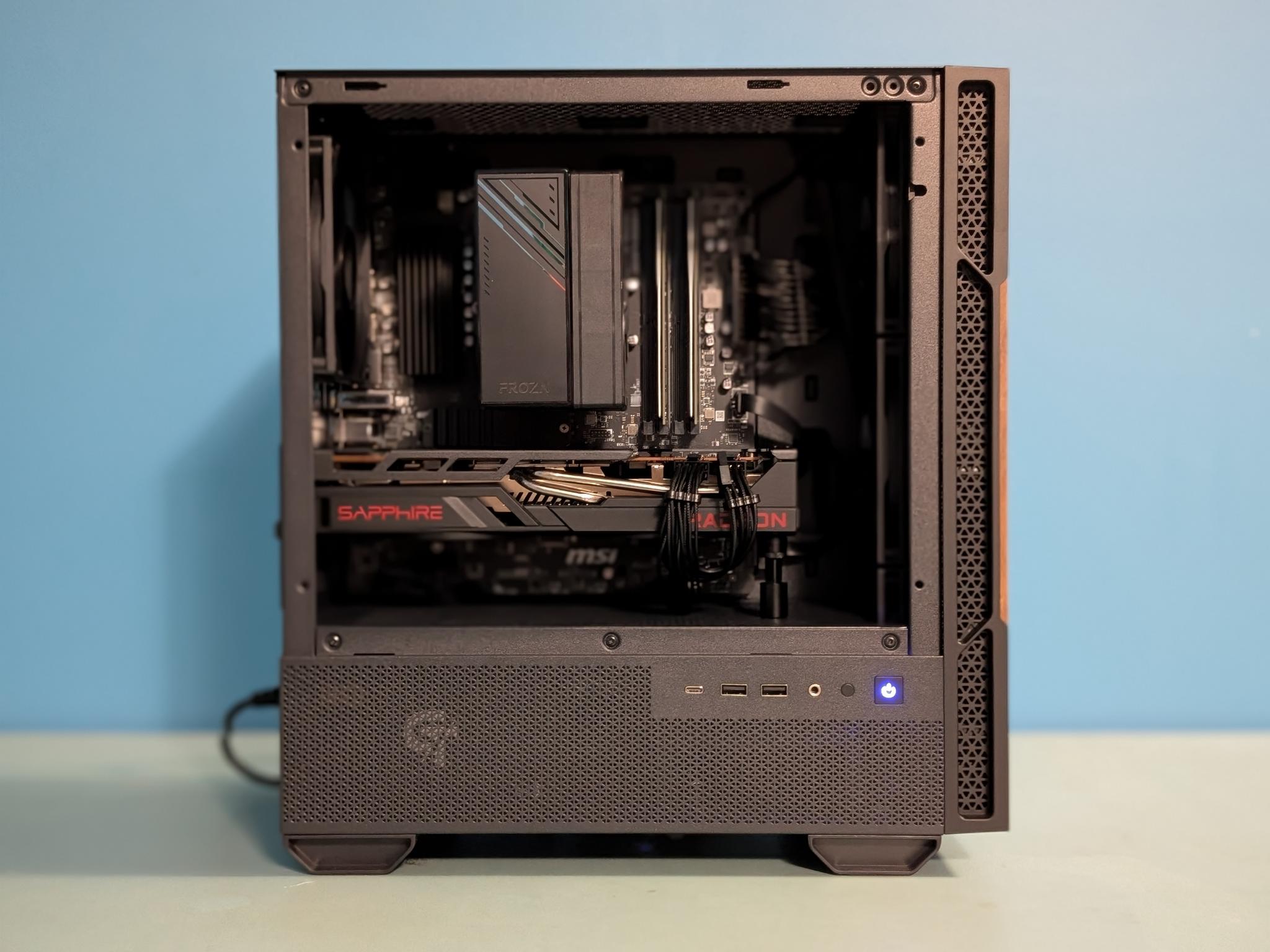 Classy Gaming PC | Ryzen 5 5600, RX 6700 XT, 32GB RAM, 1TB NVMe | SteamOS Compatible