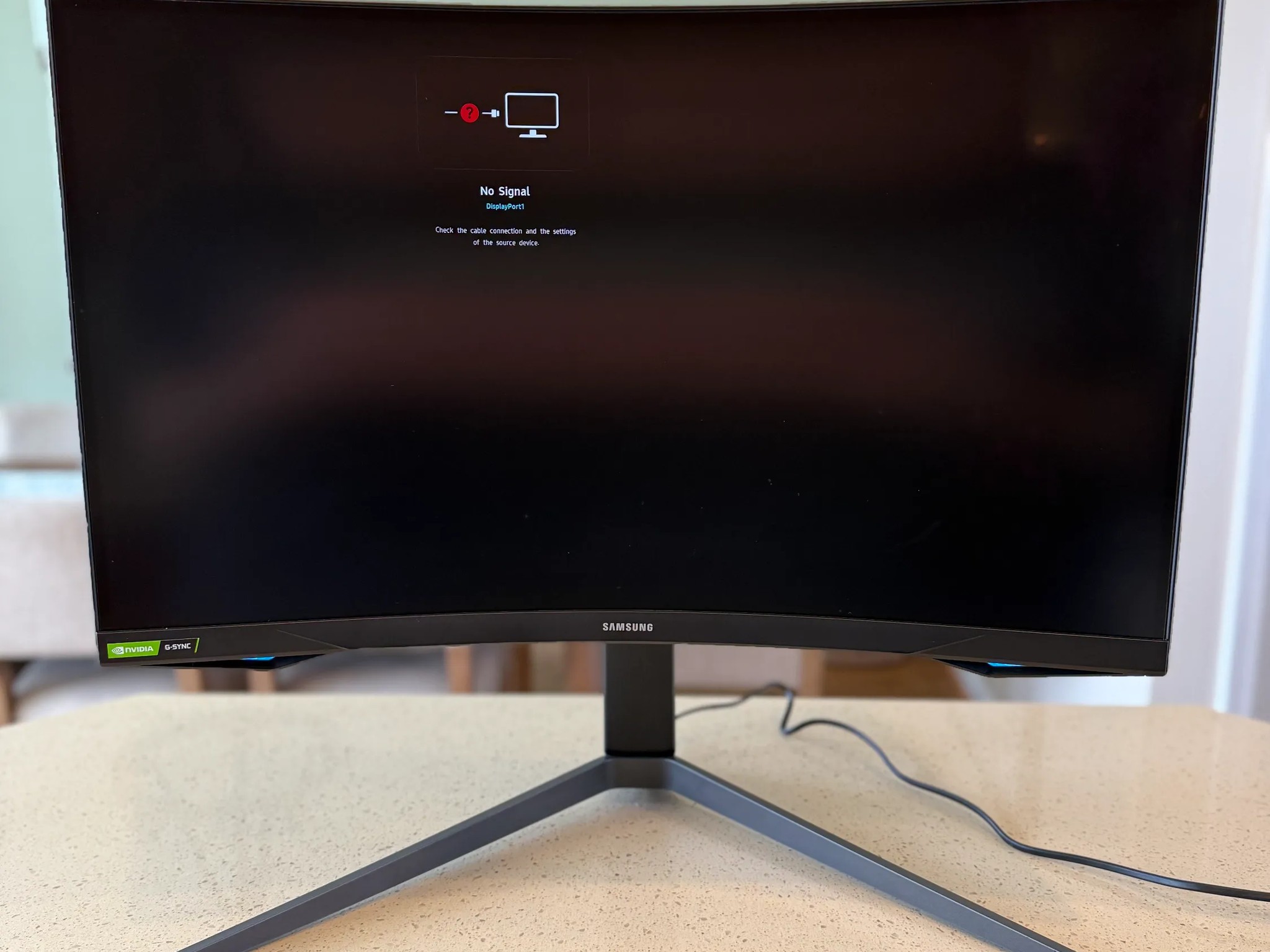 Samsung Odyssey G7 (C27G75TQSN) WQHD 240Hz, 1ms w/1000R Curvature