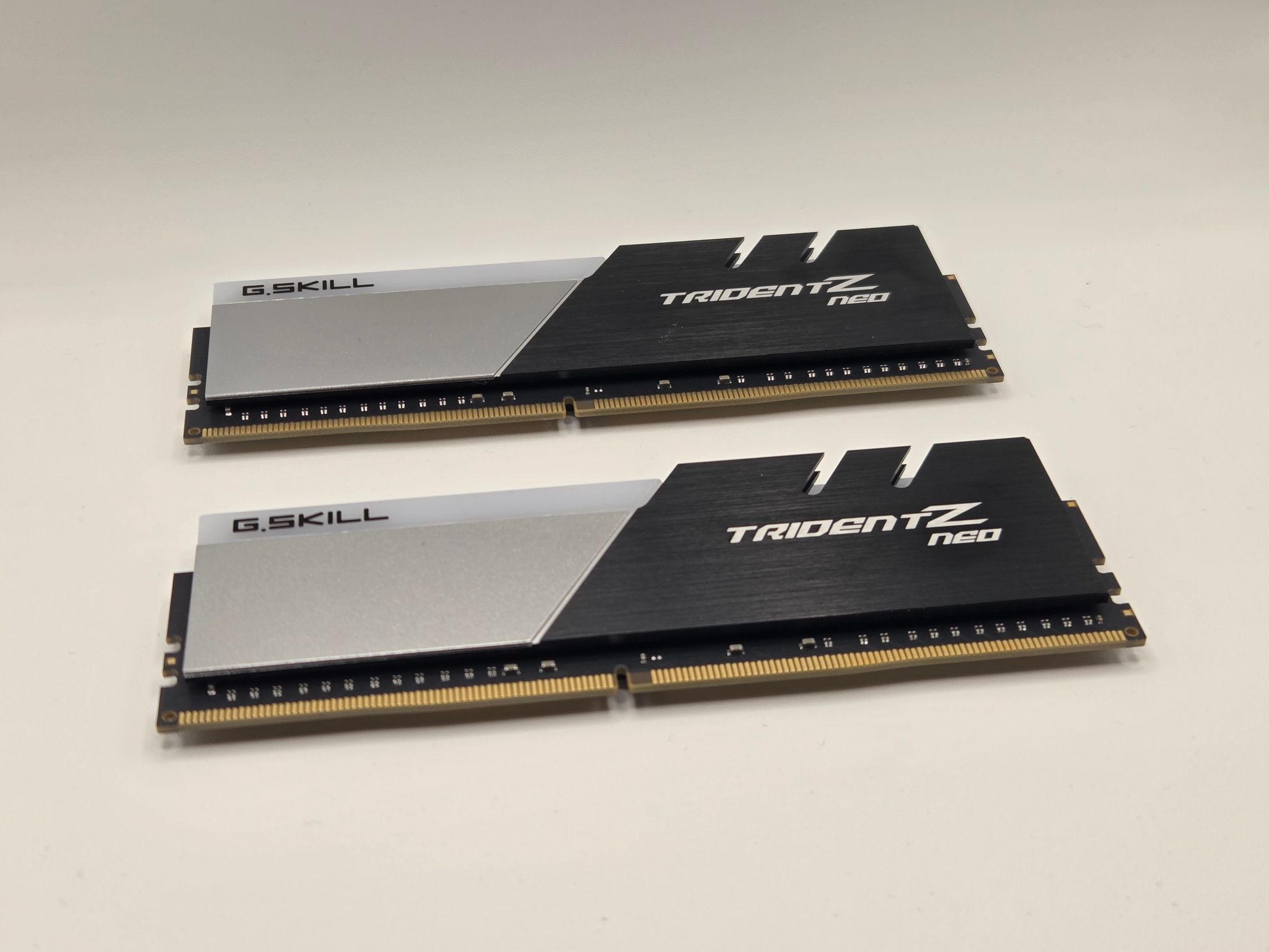 G.Skill TridentZ CL18 DDR4-3600 64gb (32GBx2) | Jawa