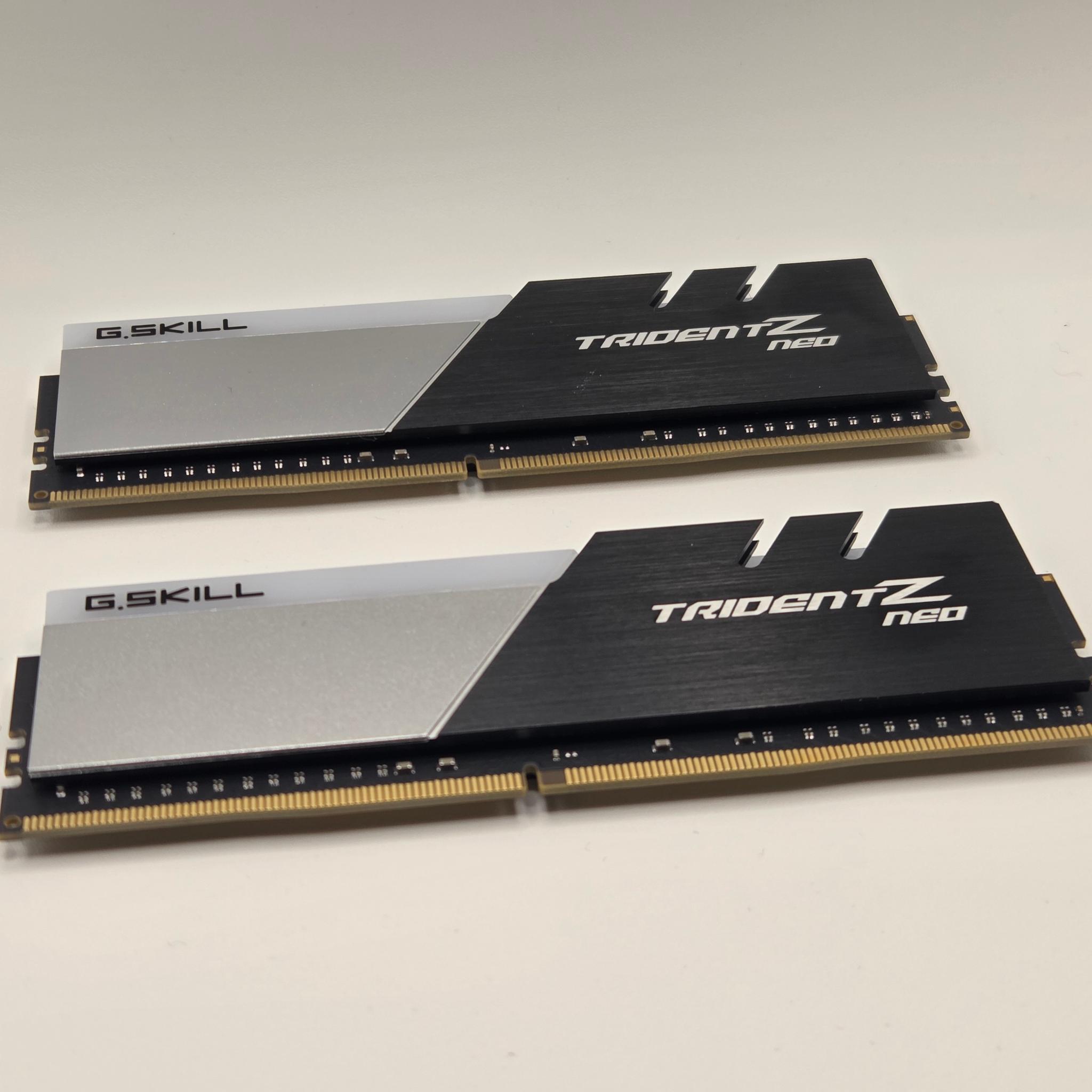 G.Skill TridentZ CL18 DDR4-3600 64gb (32GBx2)