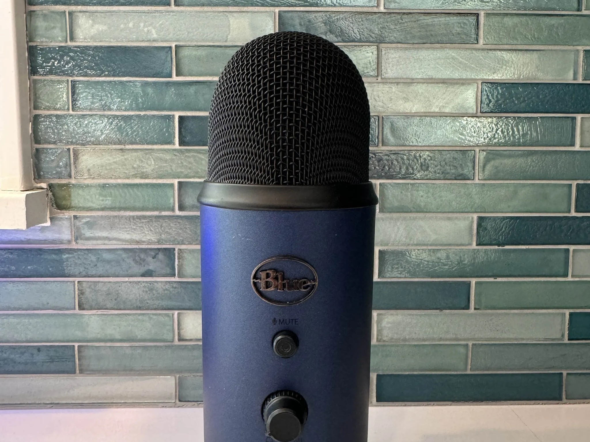 Blue Yeti Microphone (No Cables Or Mount)