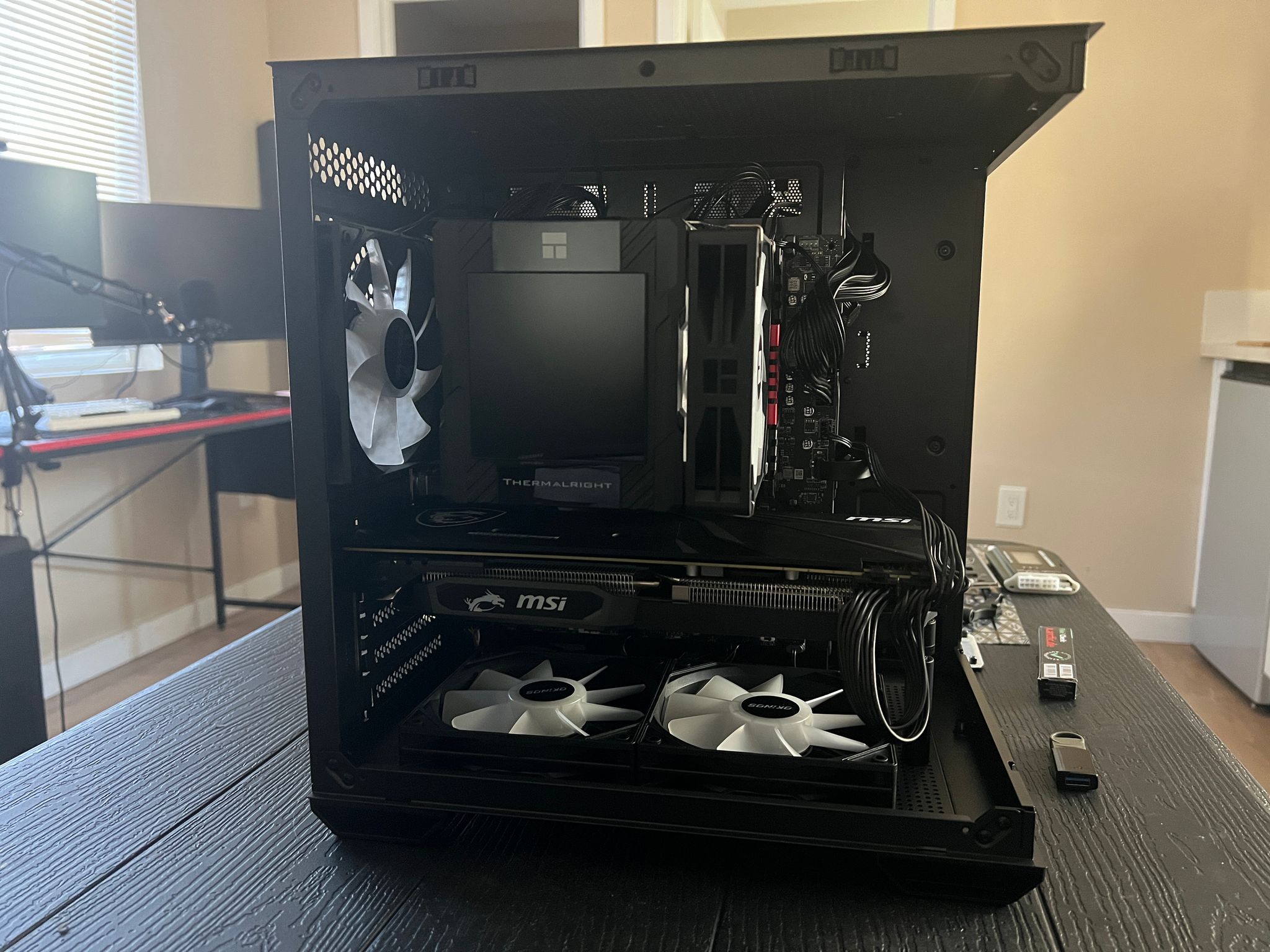 Radeon RX 5600 XT Custom Gaming PC - Ryzen 5 5500, 16GB RAM