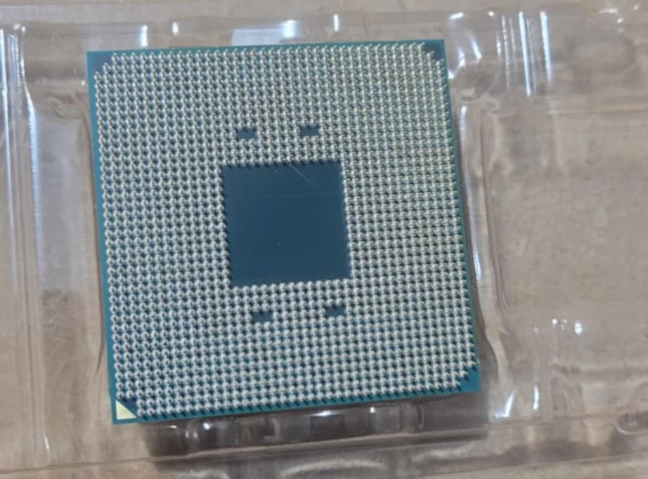 AMD Ryzen 7 3700X Processor   CPU ONLY