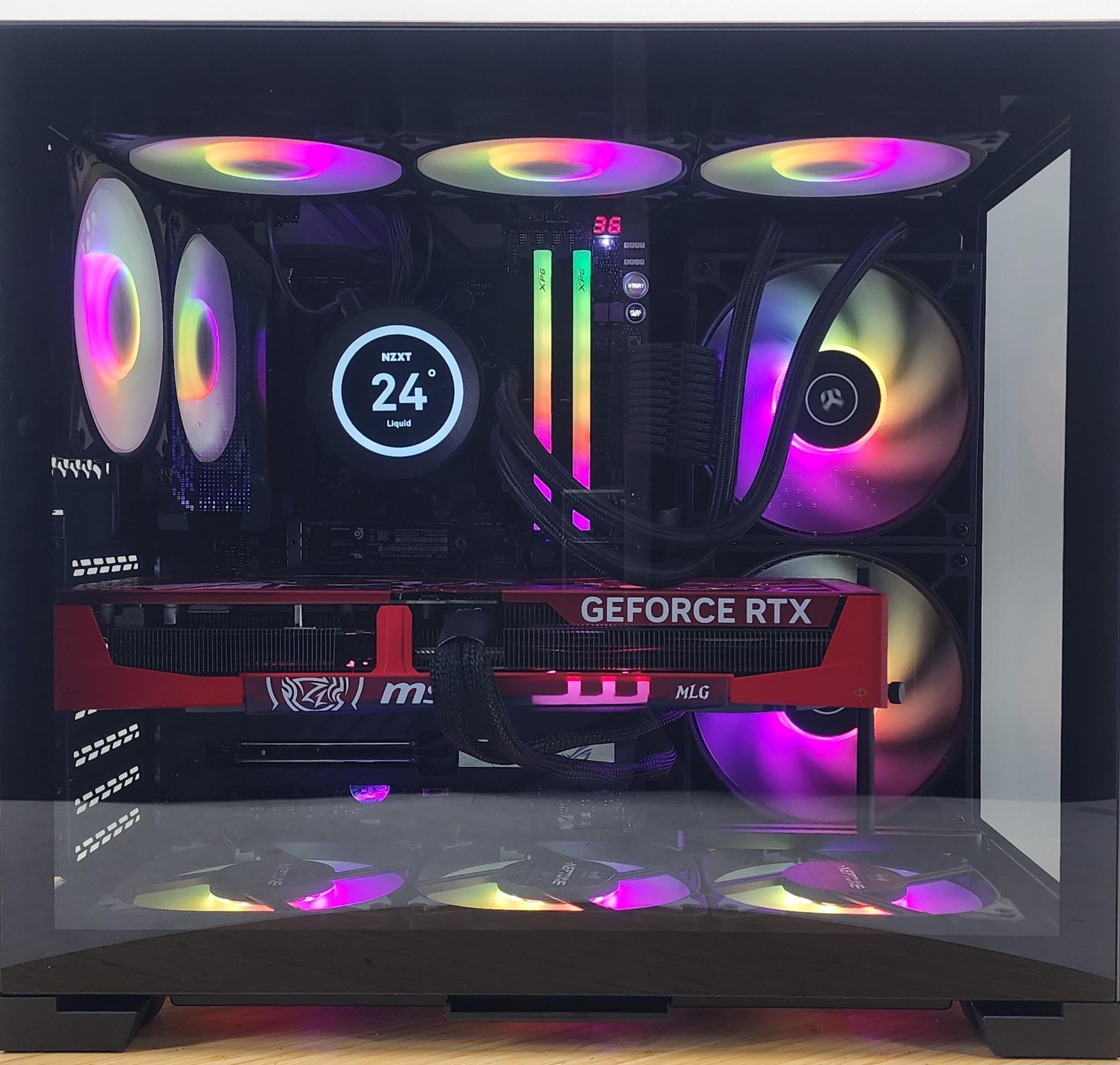 Gaming PC Ryzen 7 9700X 32GB RAM 1TB SSD RTX 5070 Ti 16GB Windows 11 Computer