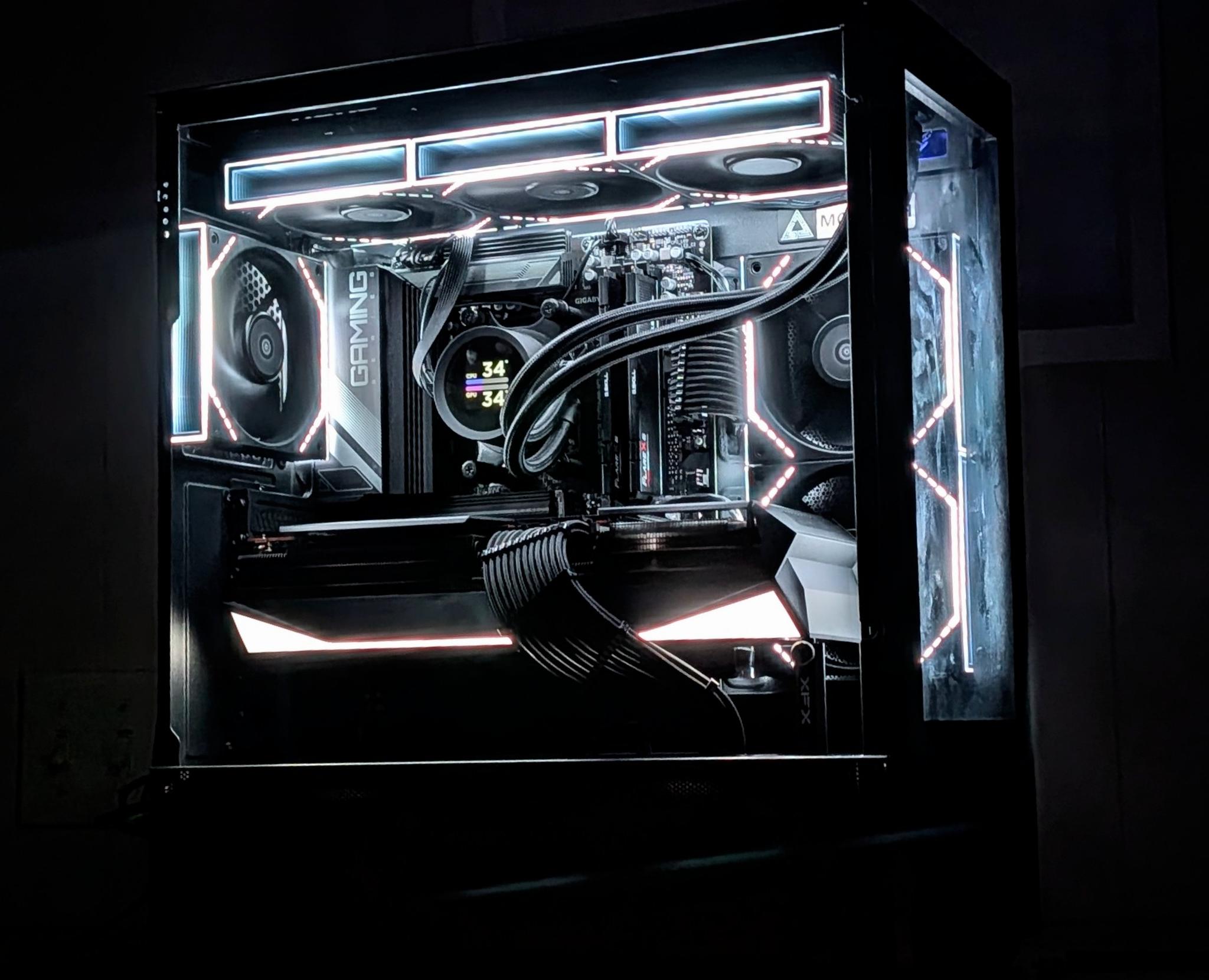 ⚫ ⚡High-End Gaming PC  Ryzen 7 7800X3D • RX 9070 XT Mercury • 32GB DDR5 • 2TB Gen4