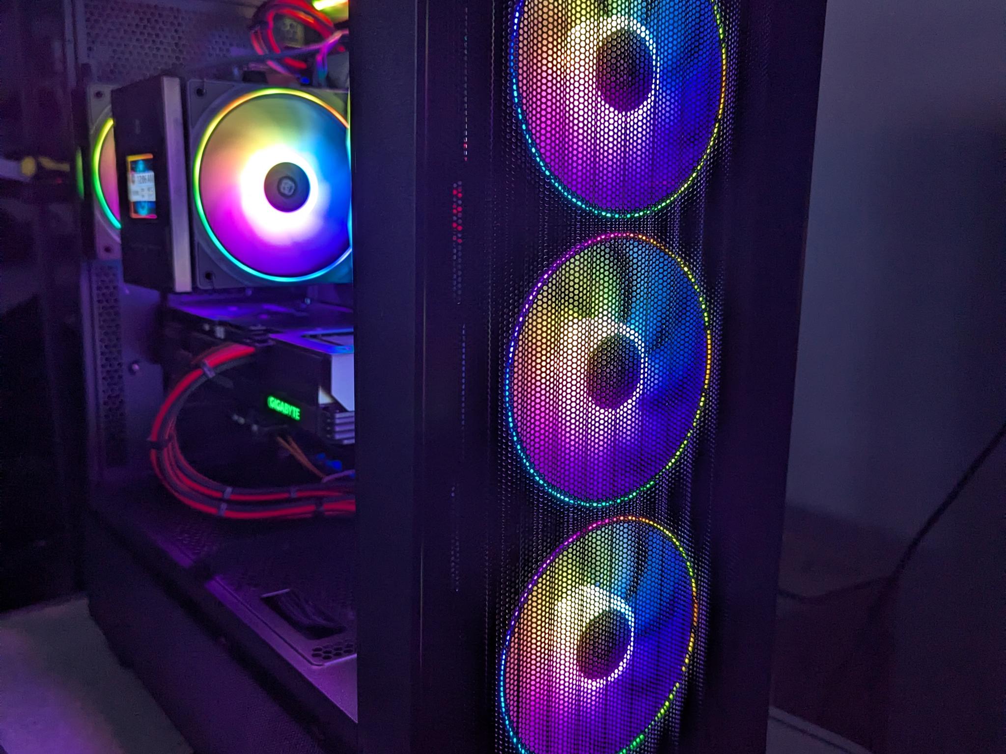 Ryzen 7 3800X | 32GB RAM | 1TB NVMe | RX7600XT 16GB GPU | CoD / BF 6 Ready Gaming PC
