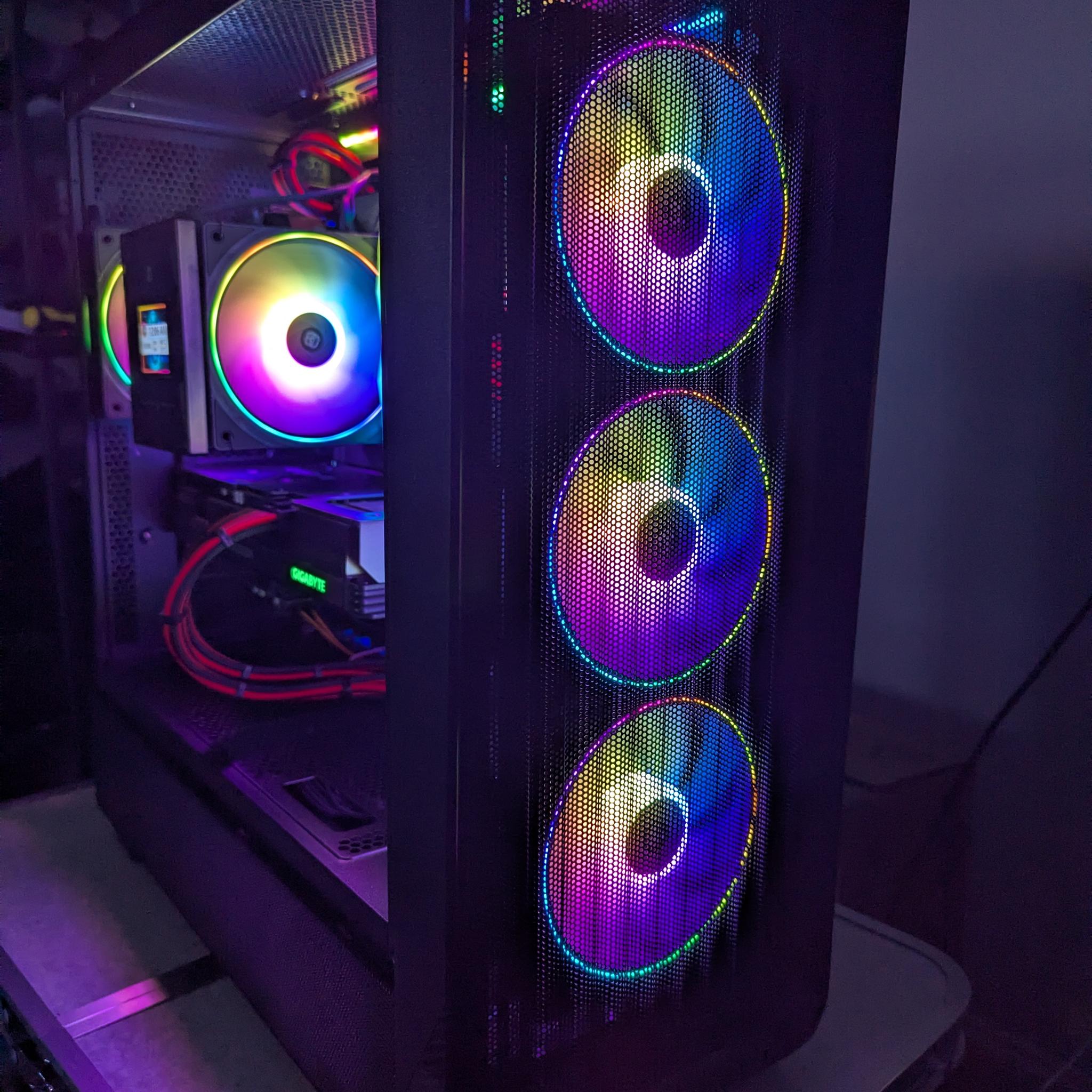 Ryzen 7 3800X | 32GB RAM | 1TB NVMe | RX7600XT 16GB GPU | CoD / BF 6 Ready Gaming PC