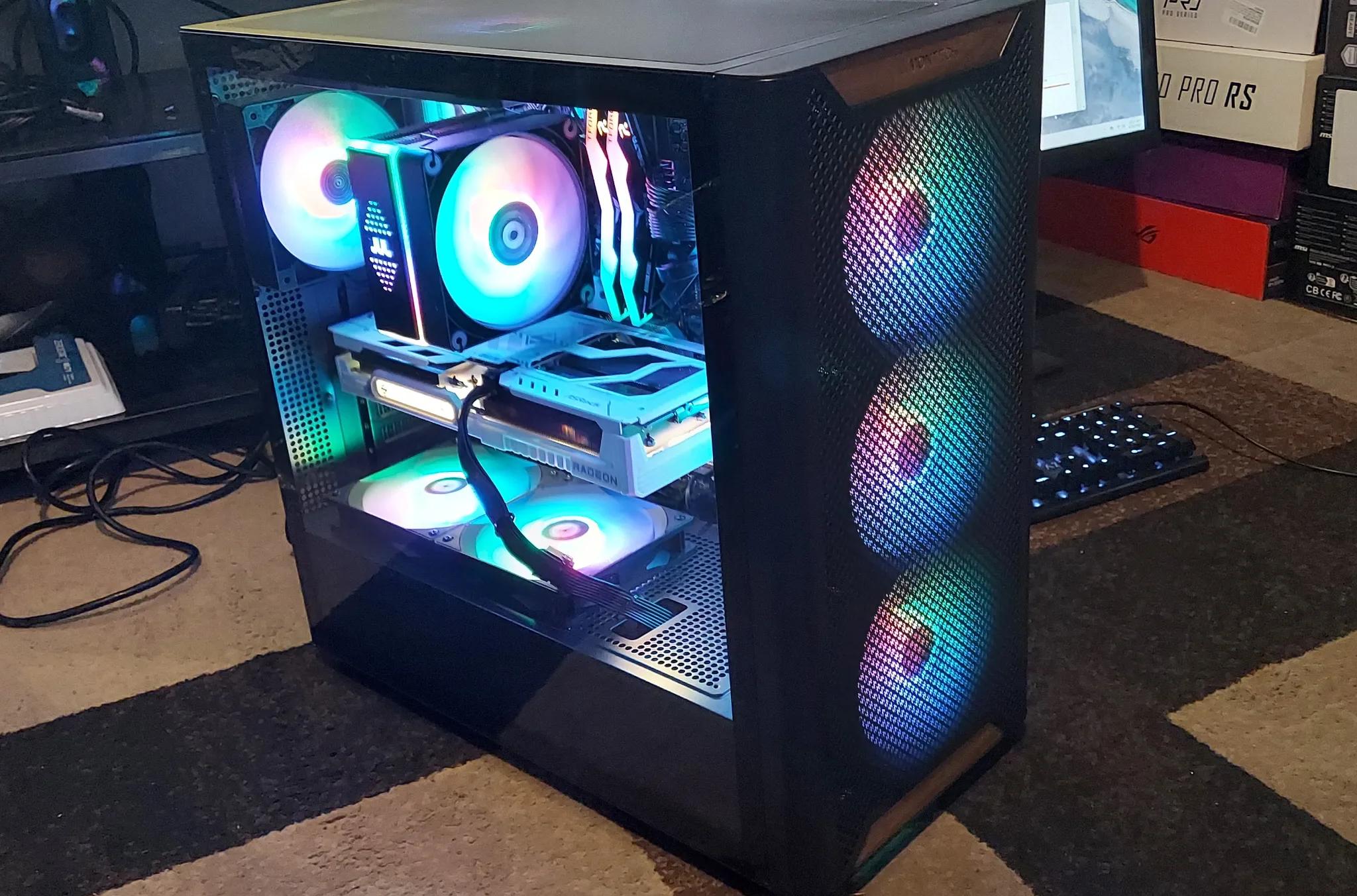 Ryzen 7700/RX 9060XT Gaming PC